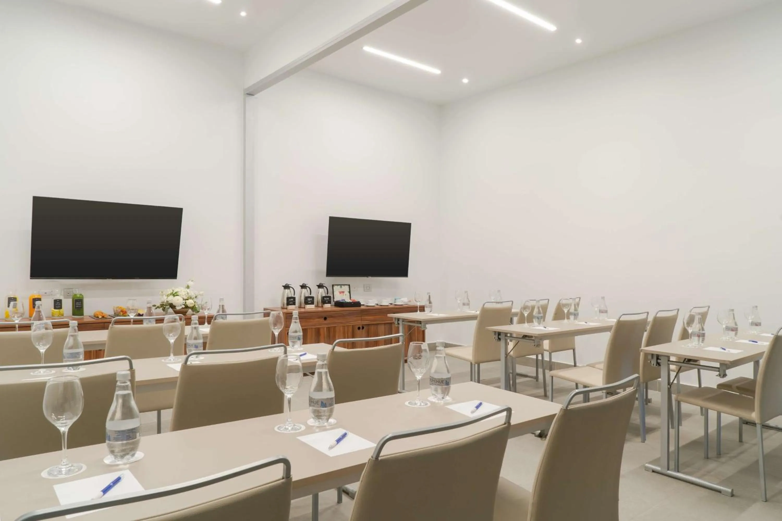 Meeting/conference room in NH Iquique Pacifico