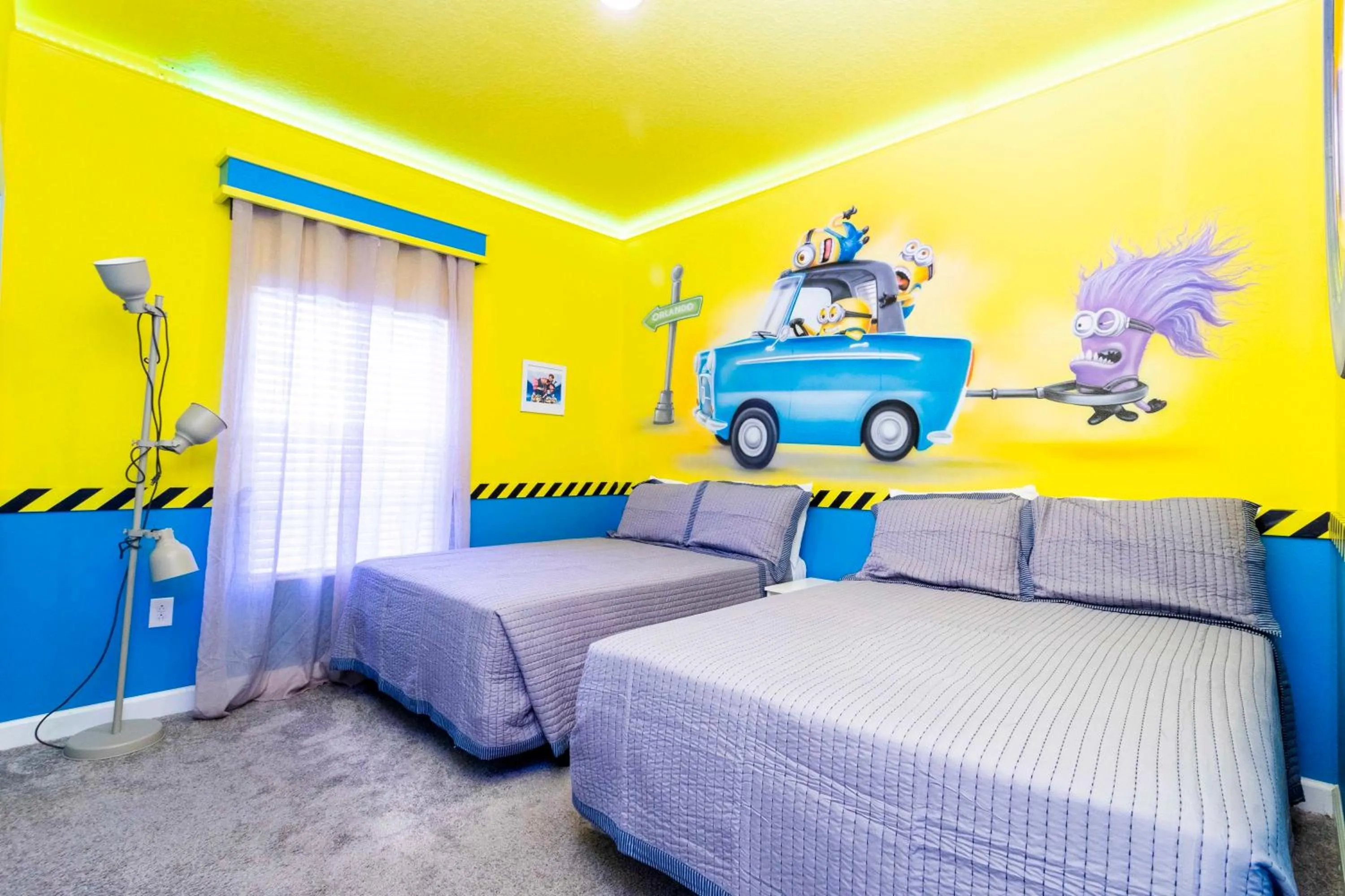 Bed in Magnificent 5Bd w/ Pool Close to Disney @Storey Lake 4800