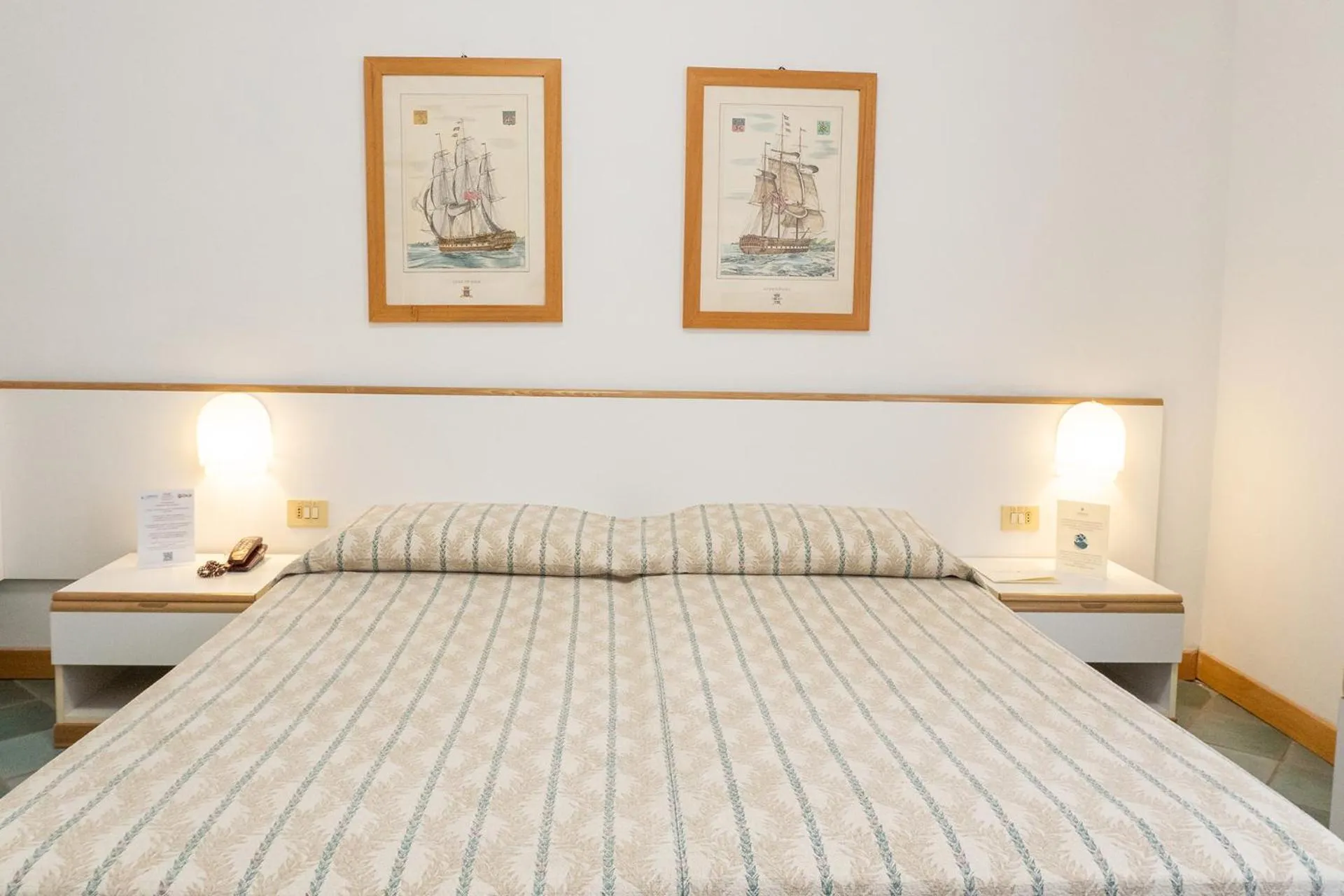 Bed in Hotel L'Approdo