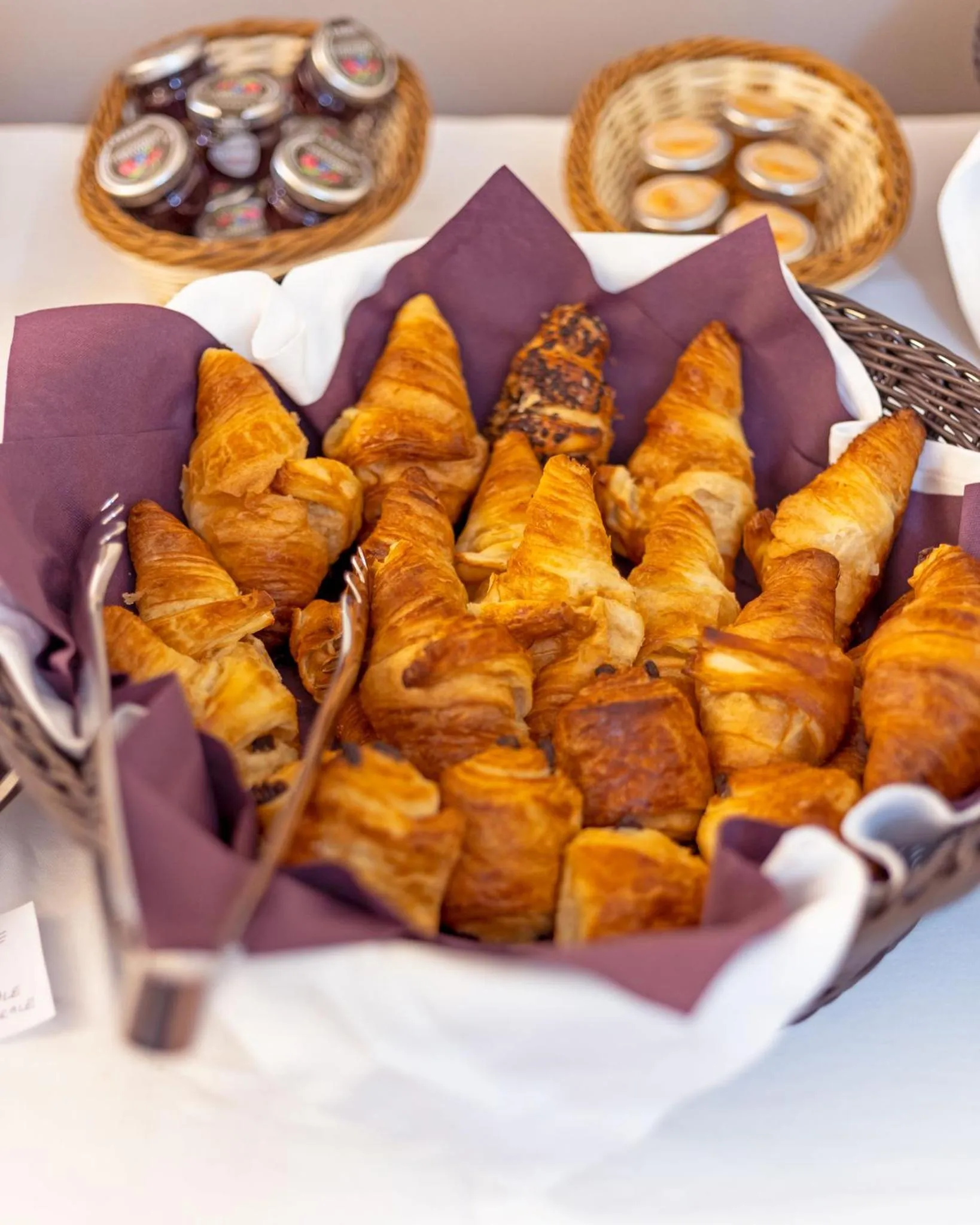 Food and drinks in Hotel Villa Bonelli