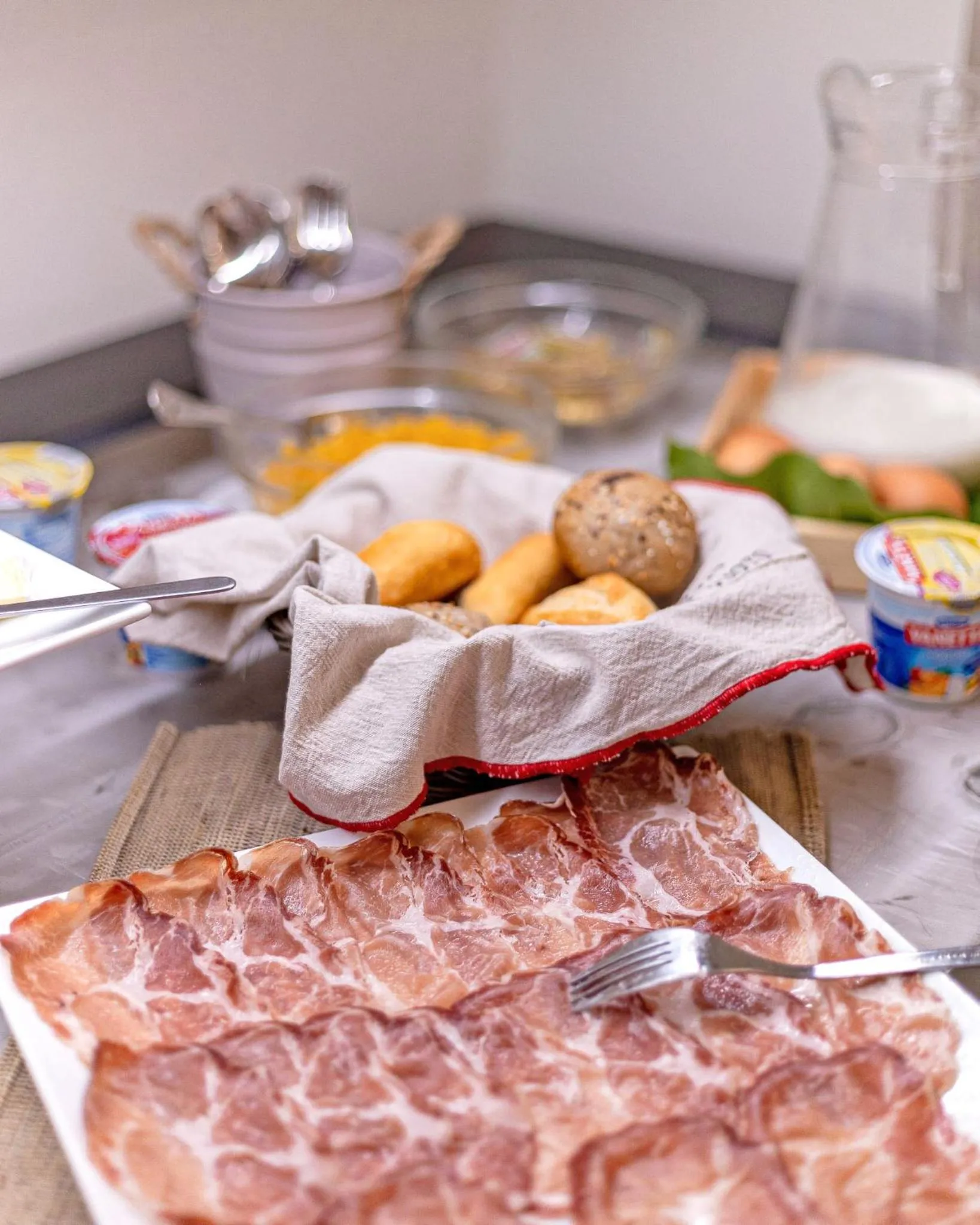 Food and drinks in Hotel Villa Bonelli