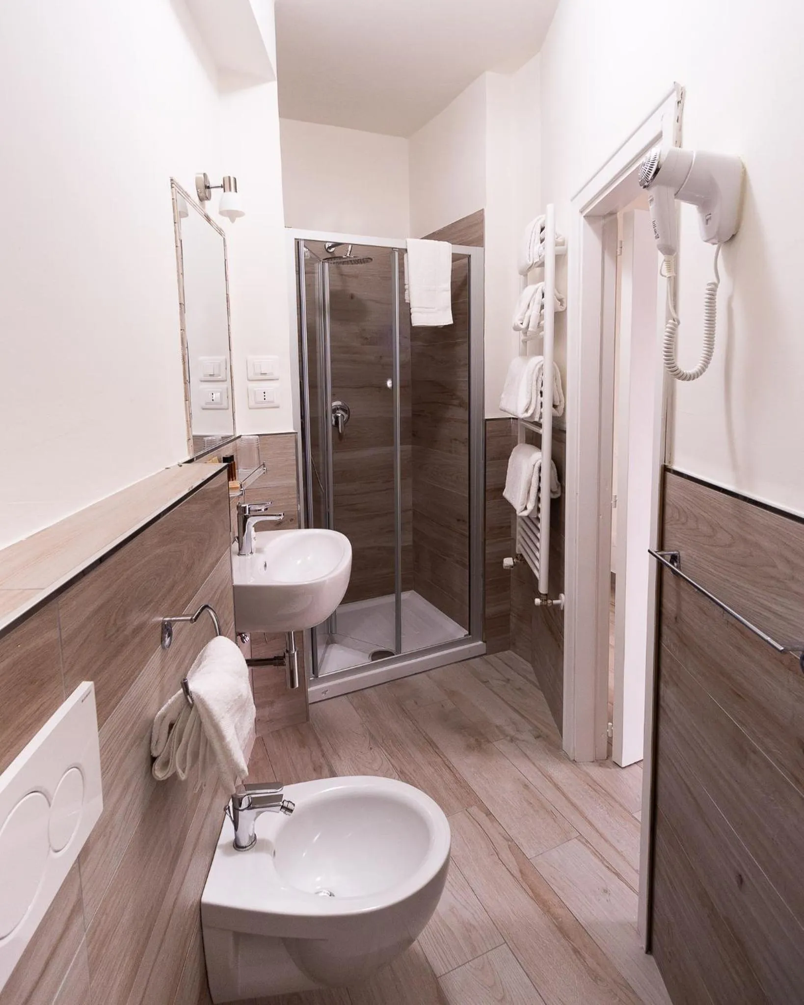 Shower in Hotel Villa Bonelli