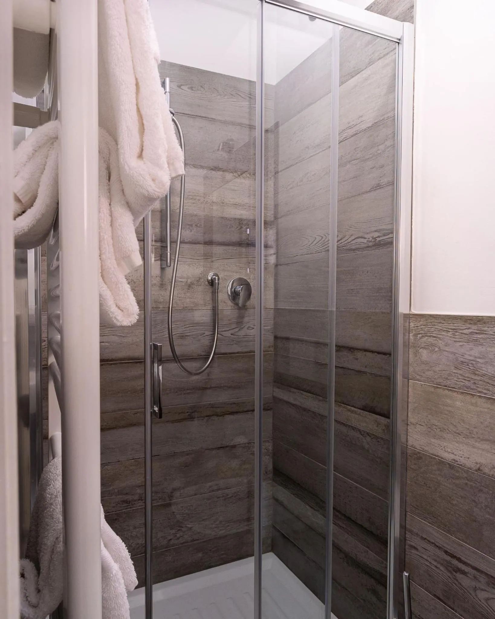 Shower in Hotel Villa Bonelli