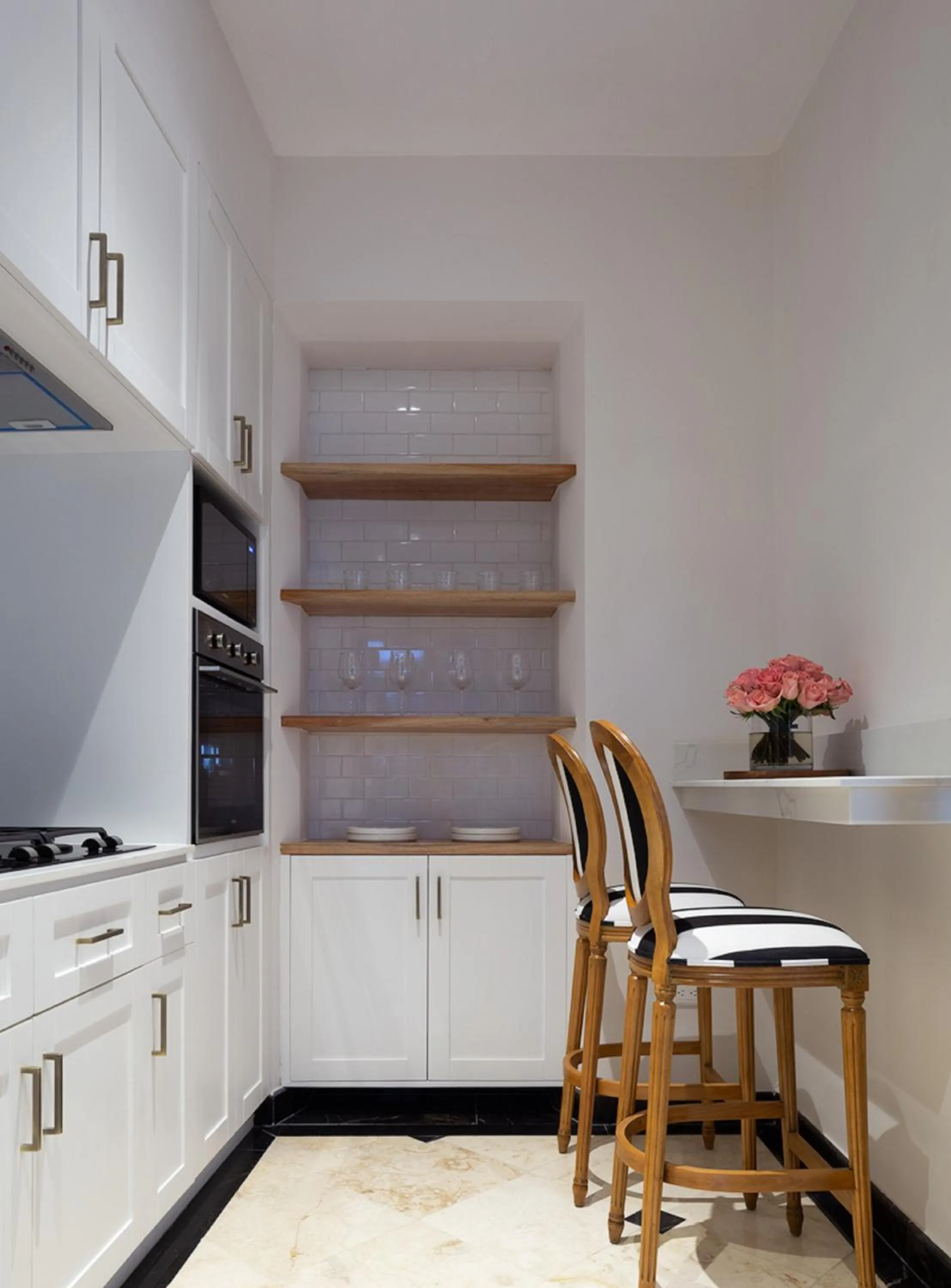 Kitchen or kitchenette in Más Palomas Concept House by Paloma's Hotels - Adults Only