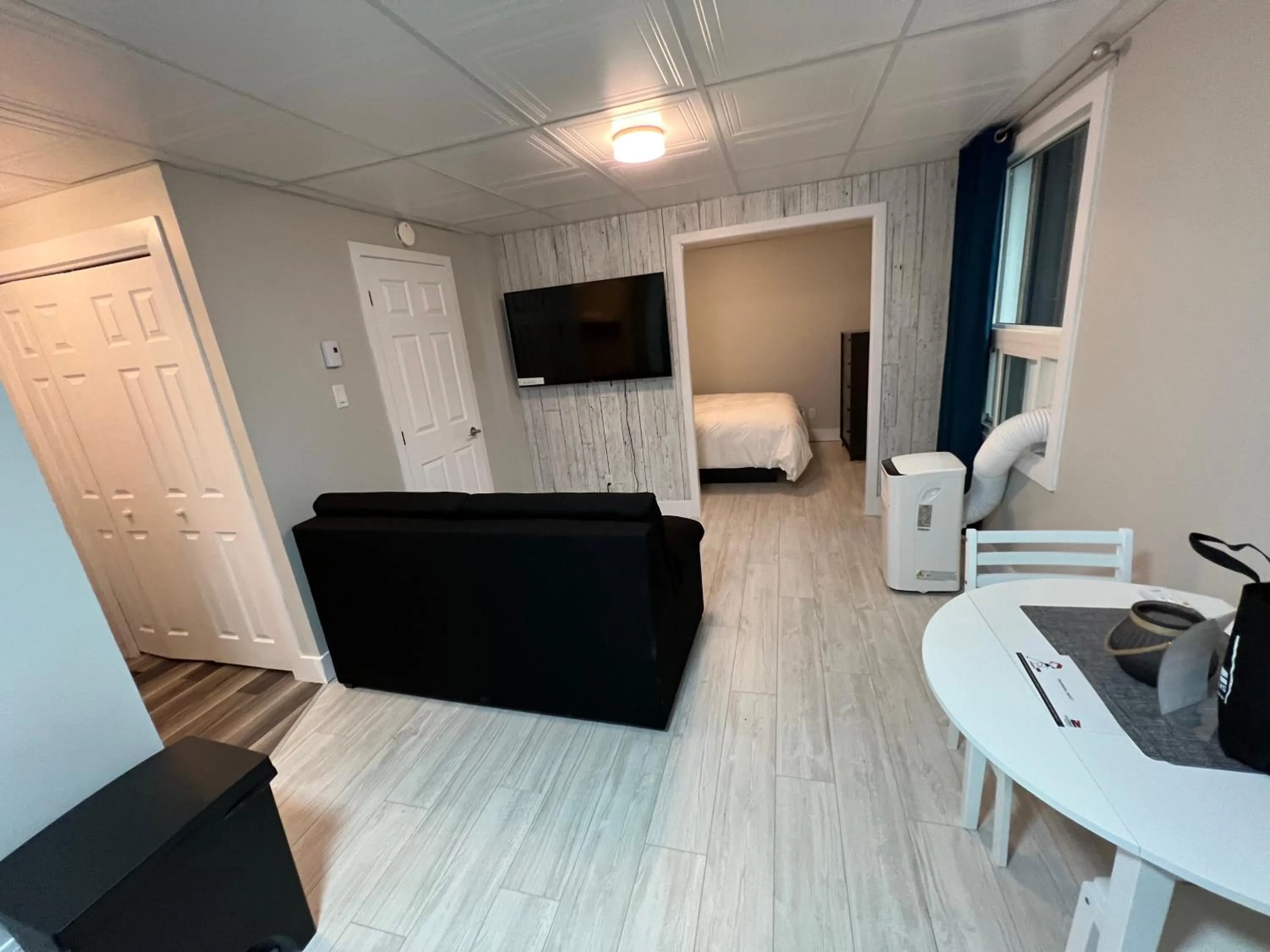 Photo of the whole room, Bed in Le Centre-Ville