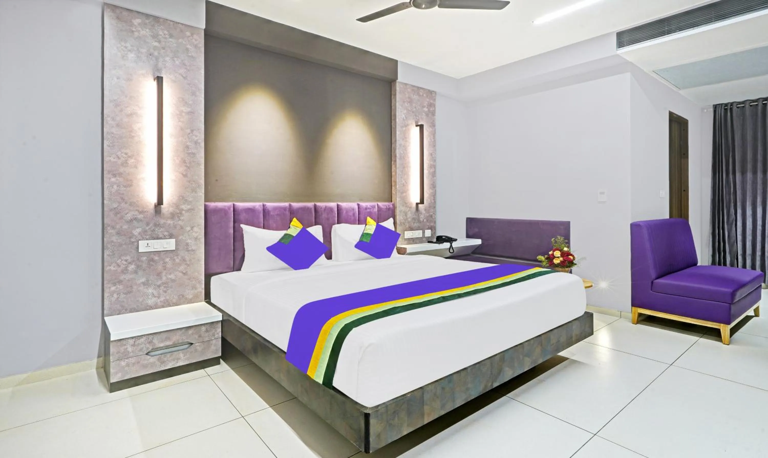 Bedroom, Bed in Treebo Premium La Orchid, Big Temple