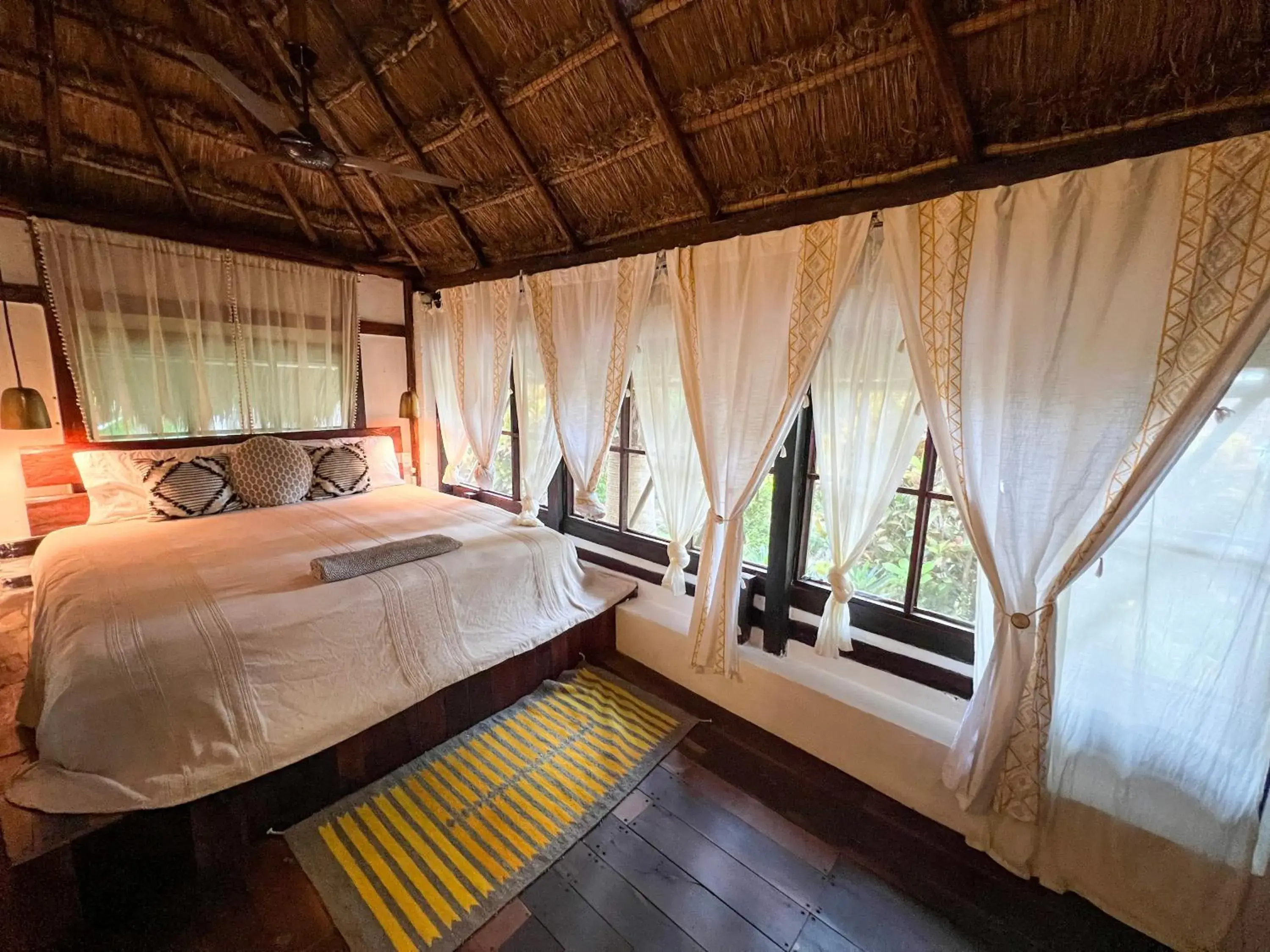 Bungalow with Garden View in Villa Santuario Lake front Oasis Bungalow with Garden View in Villa Santuario Lake front Oasis