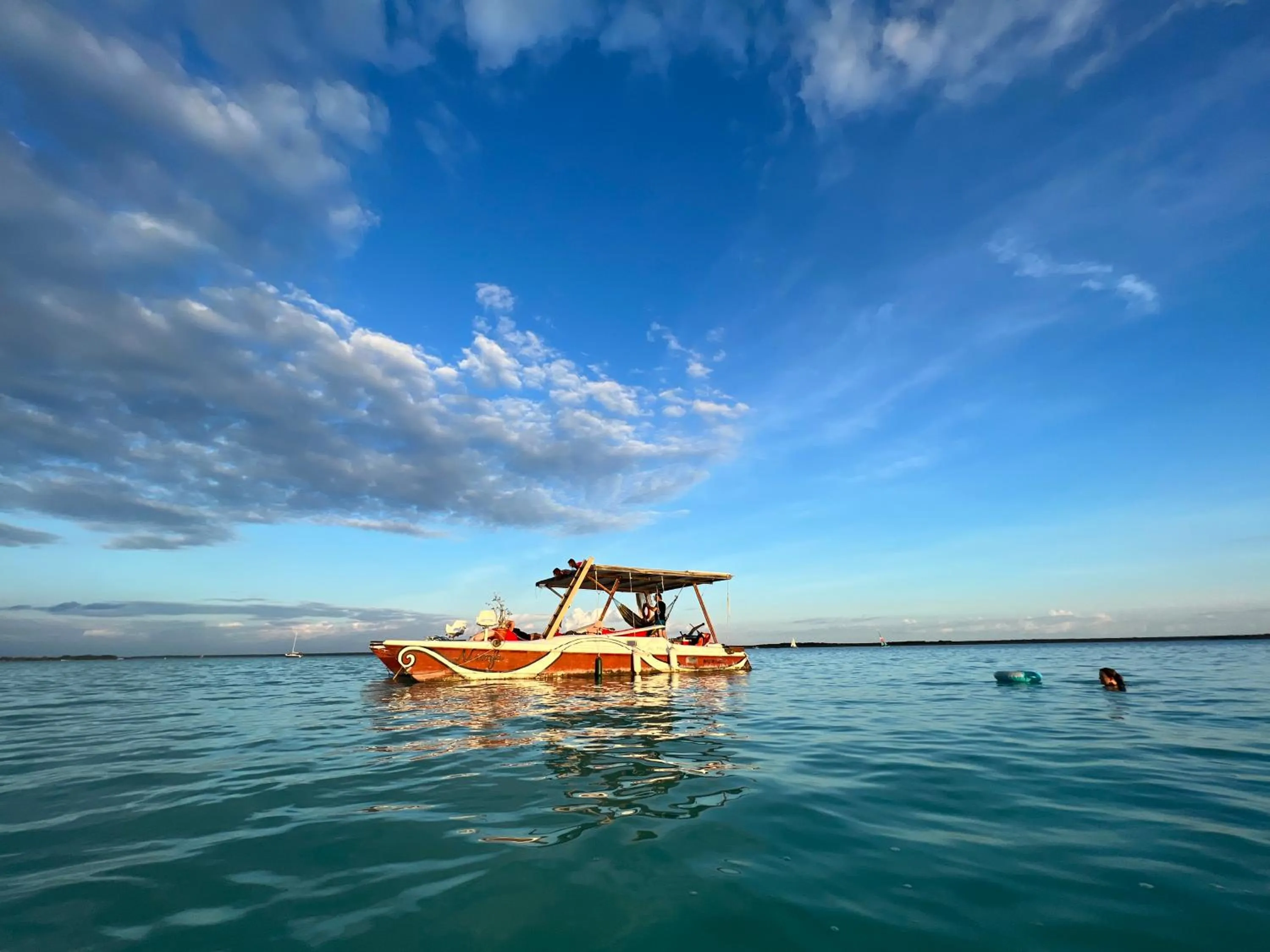 Family in Villa Santuario Lake front Oasis