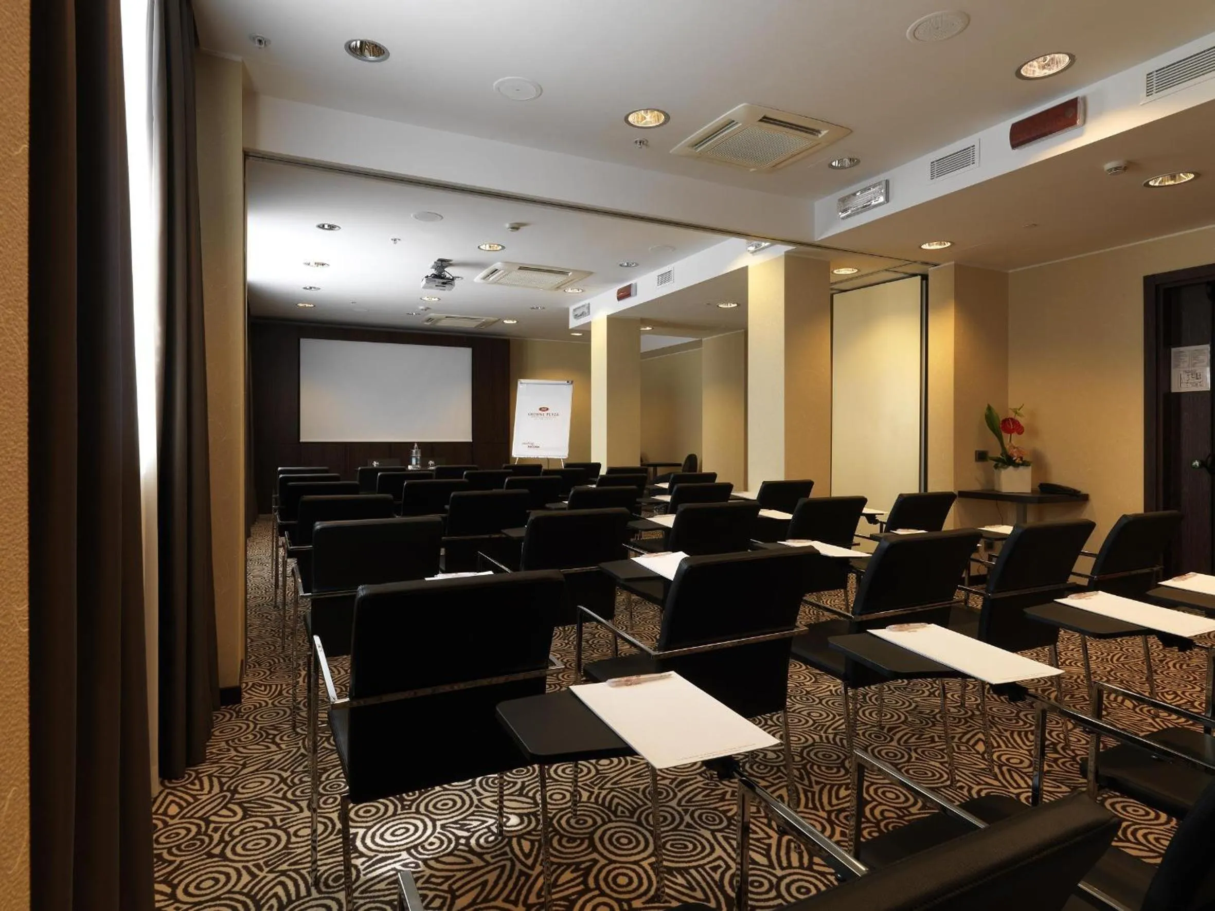 Meeting/conference room in Crowne Plaza Milan City by IHG
