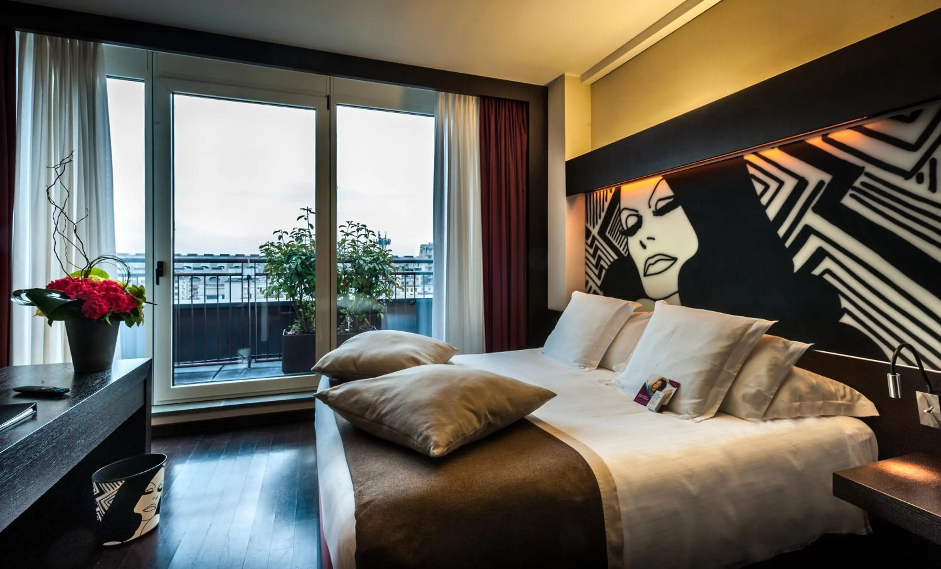 Bedroom, Bed in Crowne Plaza Milan City by IHG