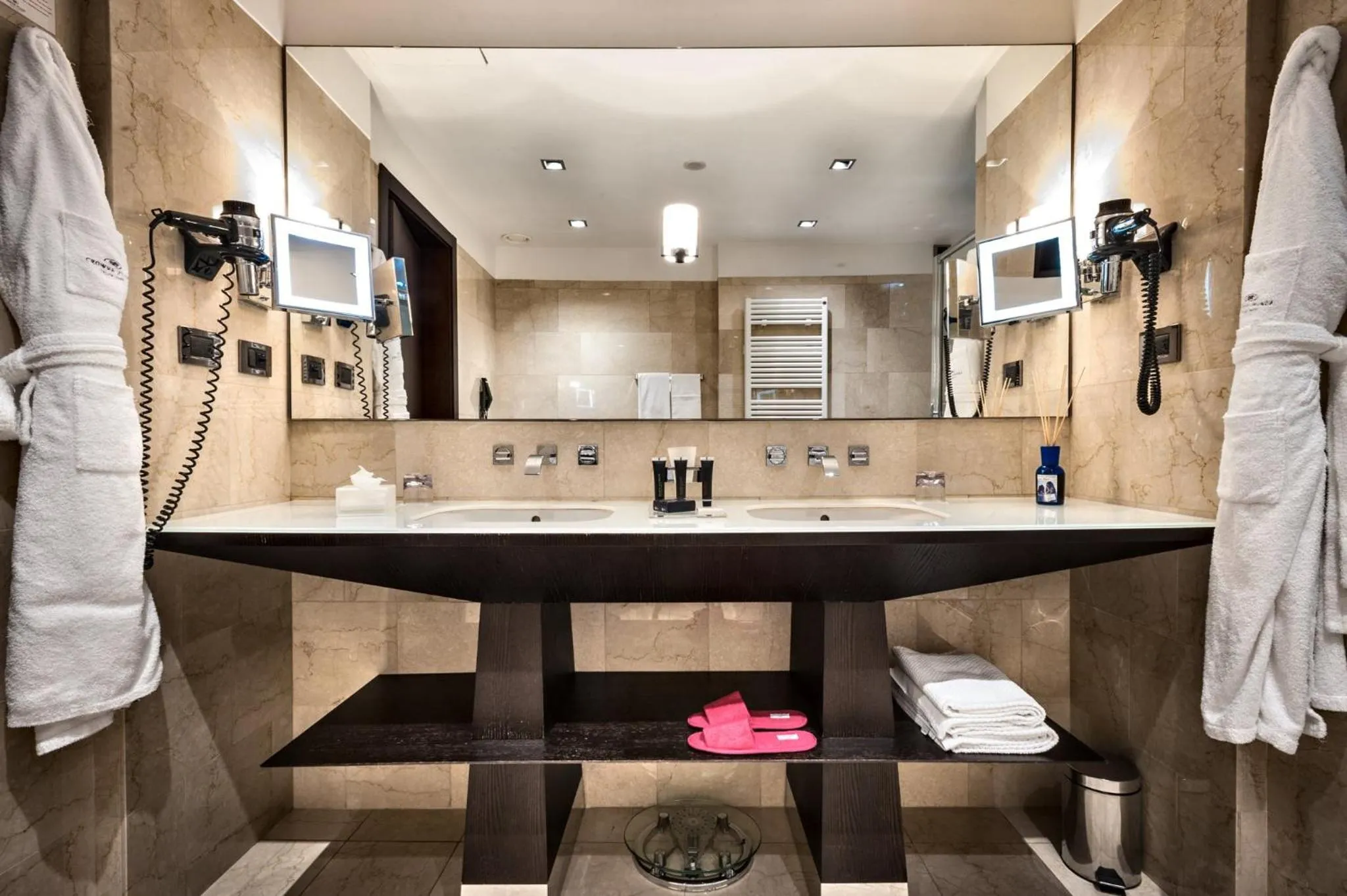 Bathroom in Crowne Plaza Milan City by IHG