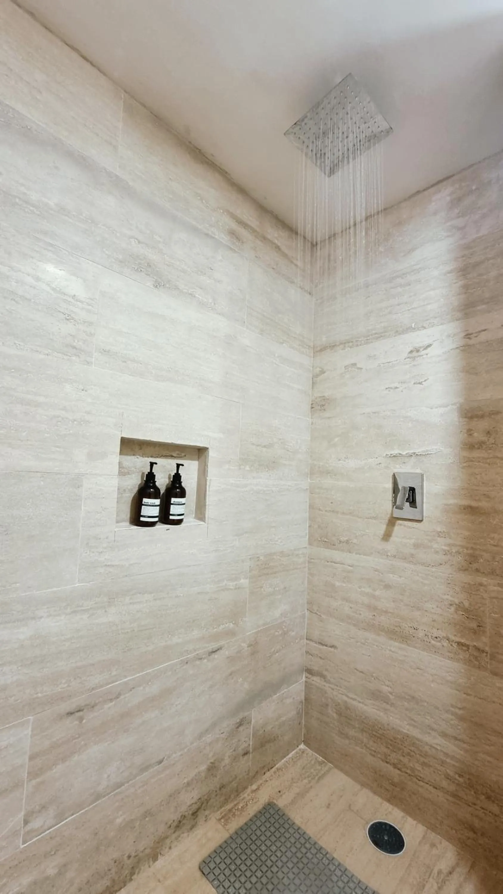 Shower in Condominio en Tulum, la Veleta.