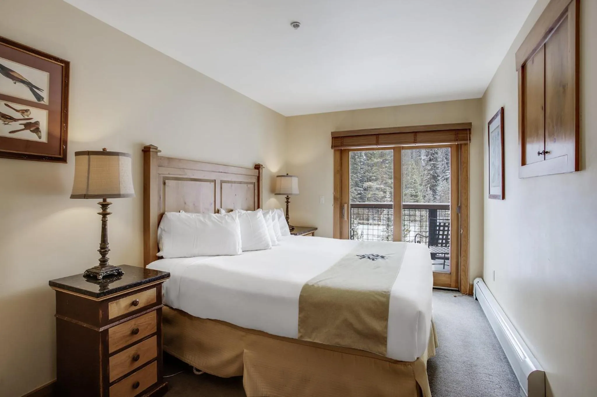 Photo of the whole room, Bed in The Springs Condominiums by Vail Resorts