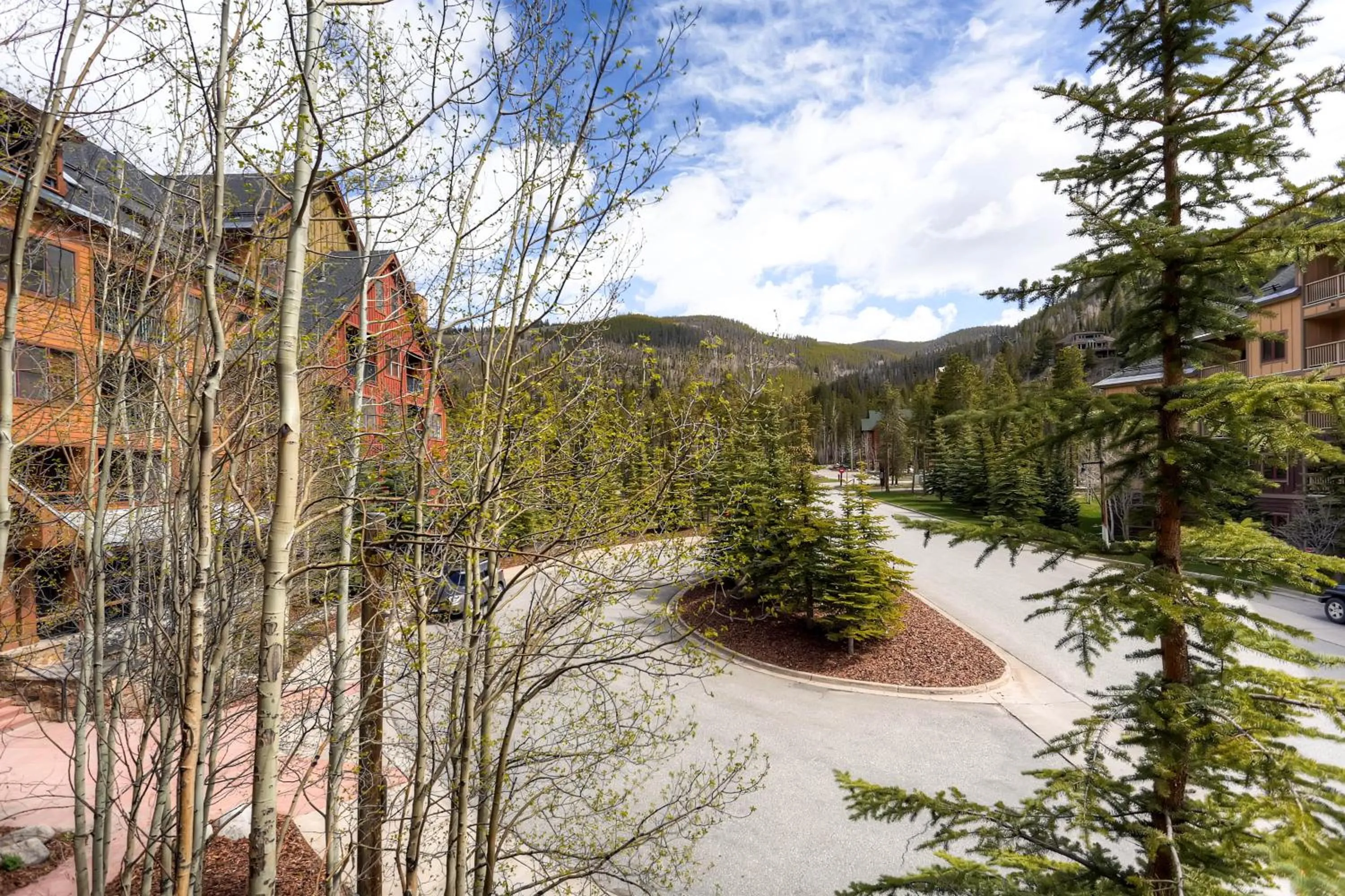 Property building in The Springs Condominiums by Vail Resorts