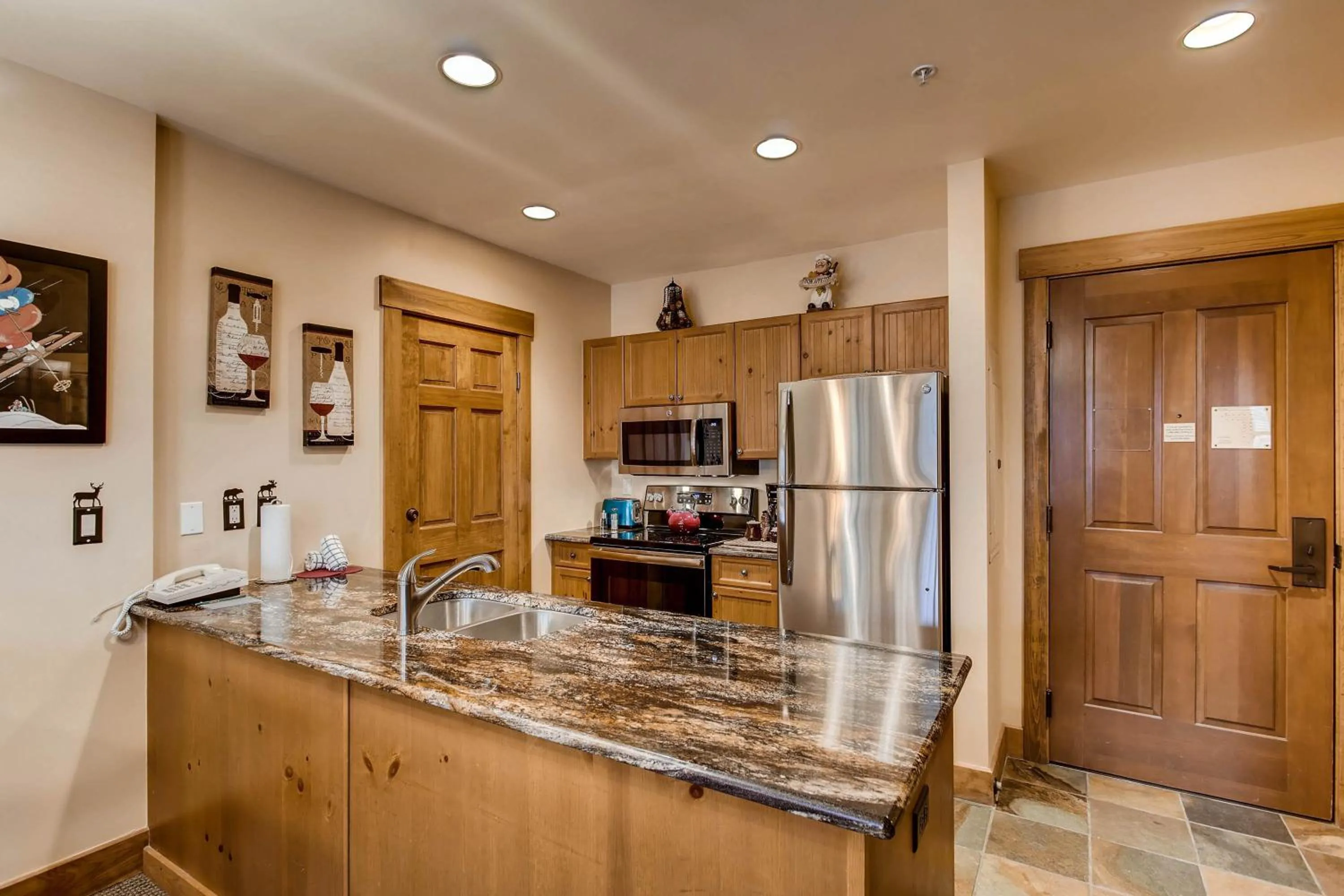 Kitchen or kitchenette in The Springs Condominiums by Vail Resorts