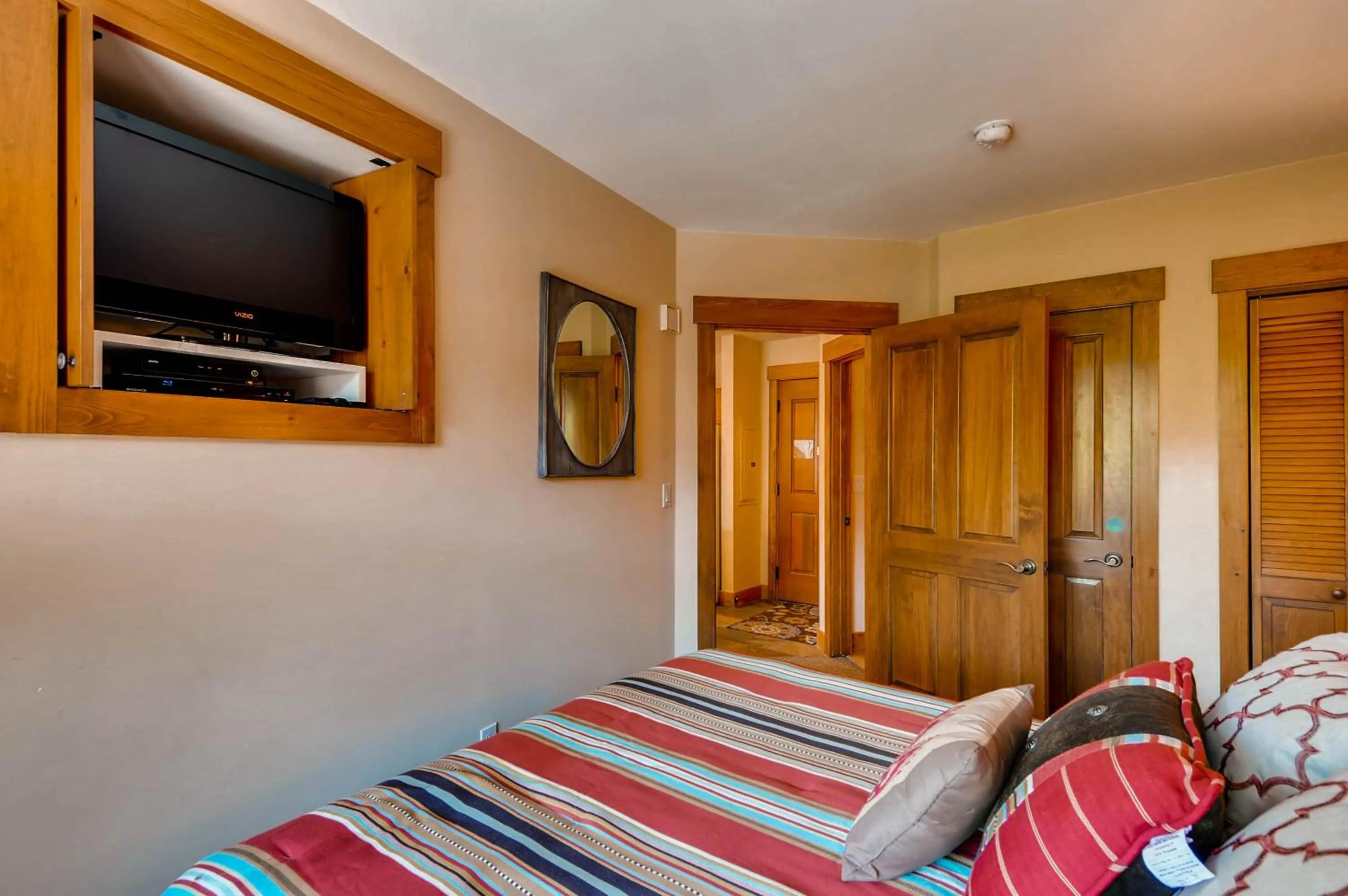 Photo of the whole room, Bed in The Springs Condominiums by Vail Resorts