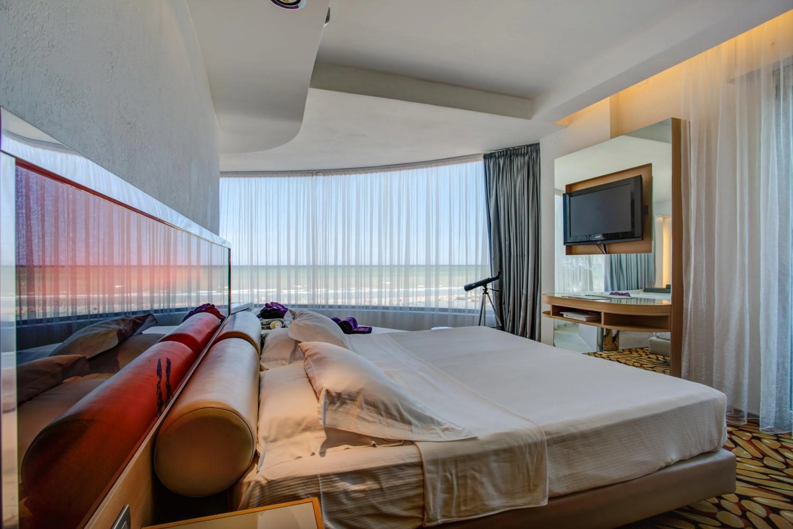 Bedroom, Bed in Hotel Waldorf- Premier Resort