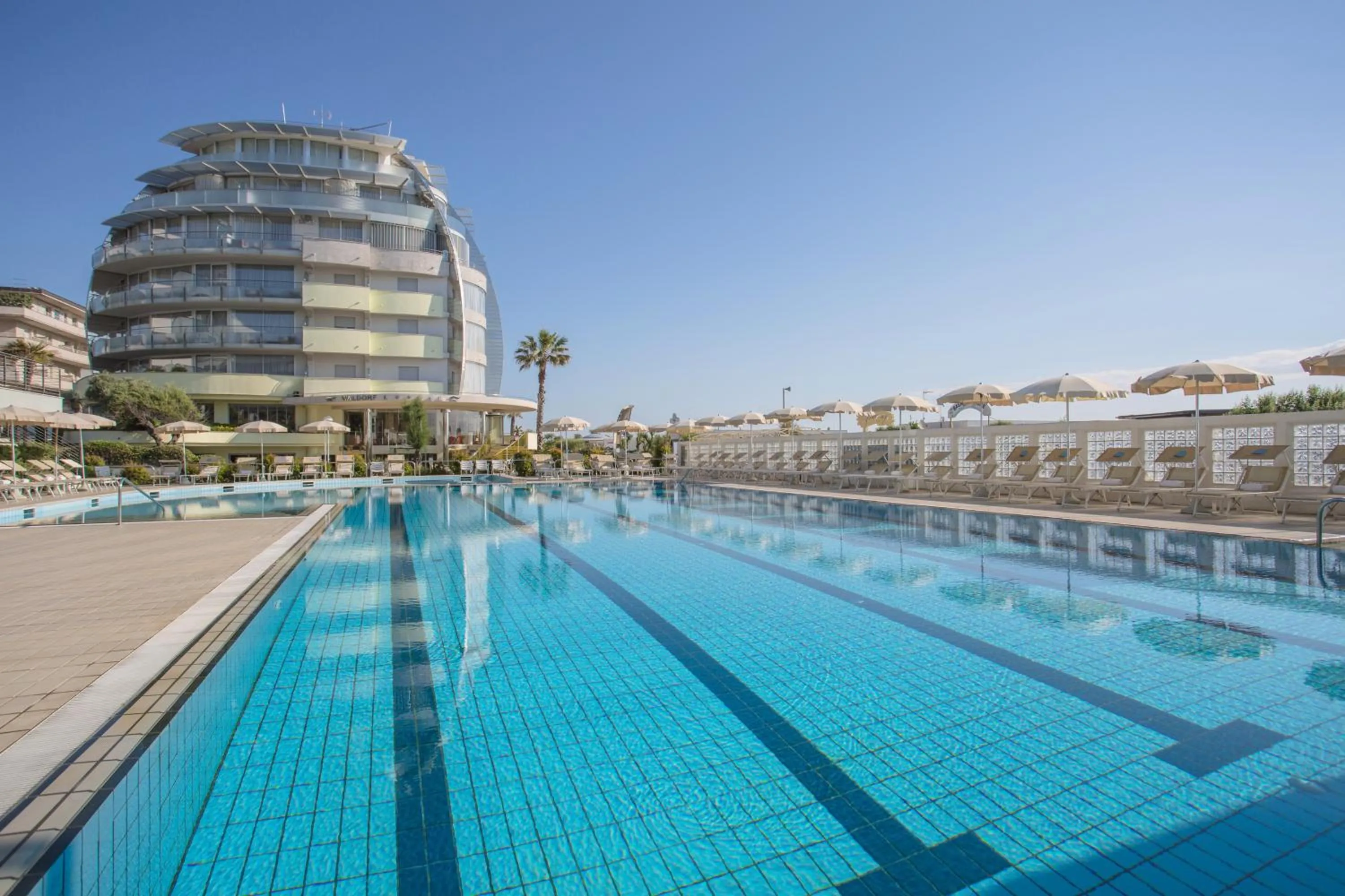 Pool view in Hotel Waldorf- Premier Resort