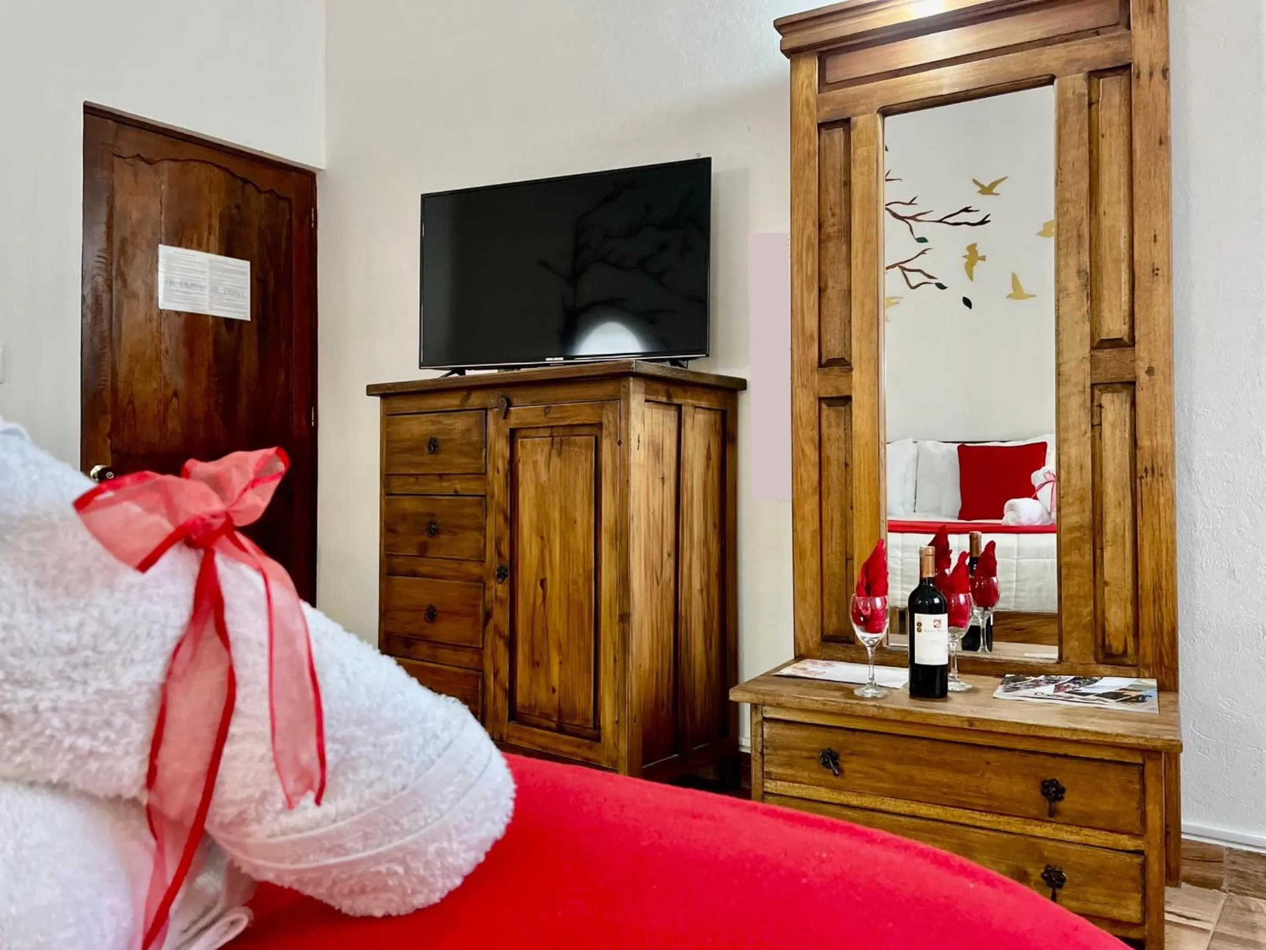 TV and multimedia in Hotel Boutique & Spa - VDL Colonial