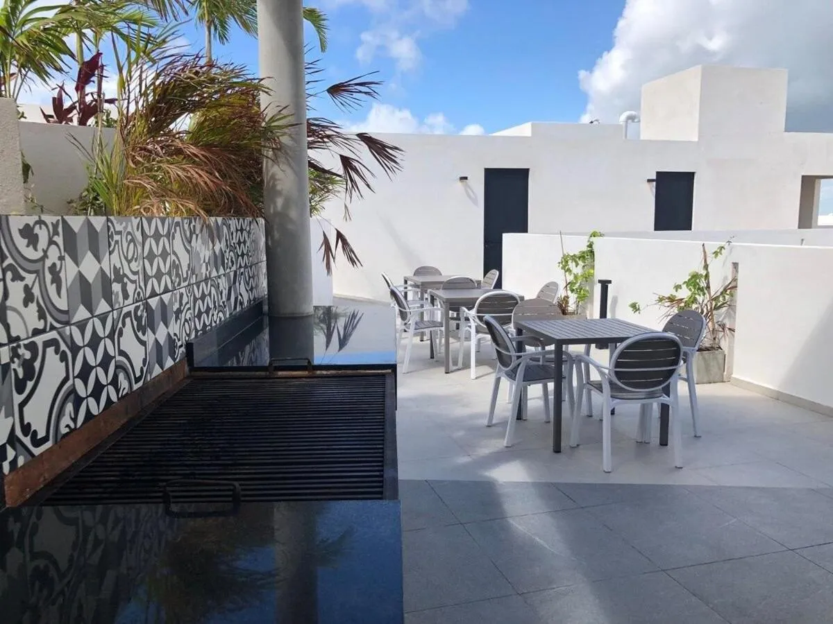 Deluxe Studio Aparment Mamitas Zone