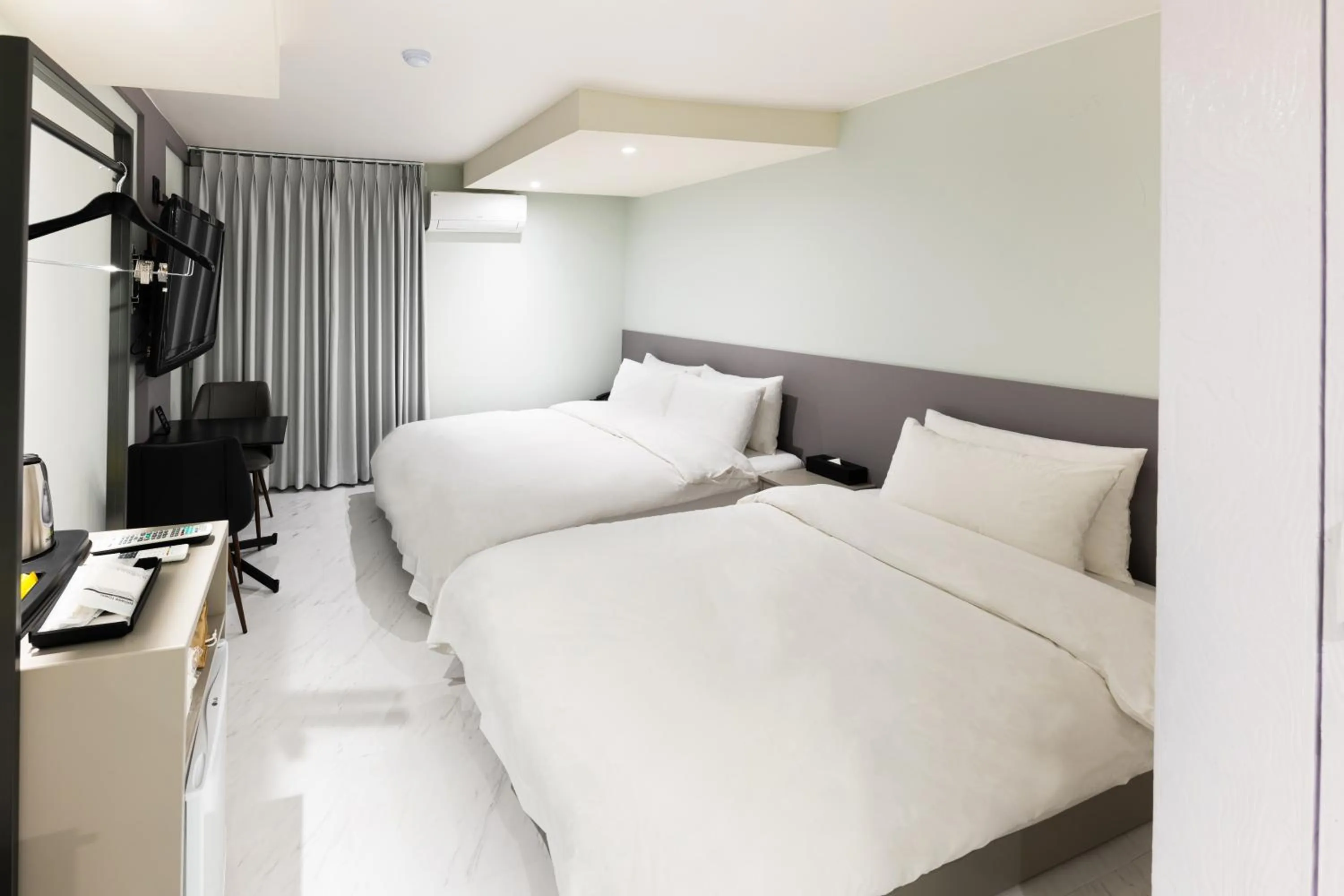 Bed in HOTEL LENITH Seomyeon