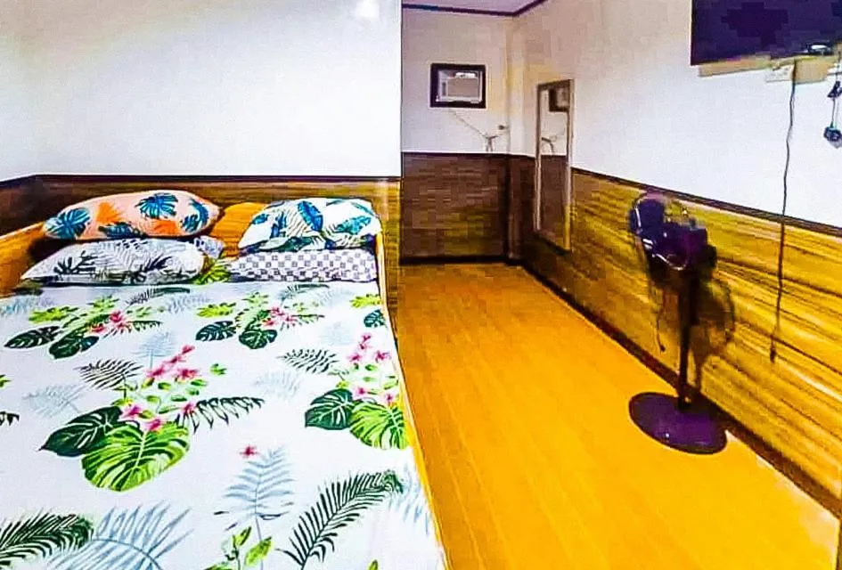 Bed in RedDoorz @ Chelsea Bluewave Resort Masbate