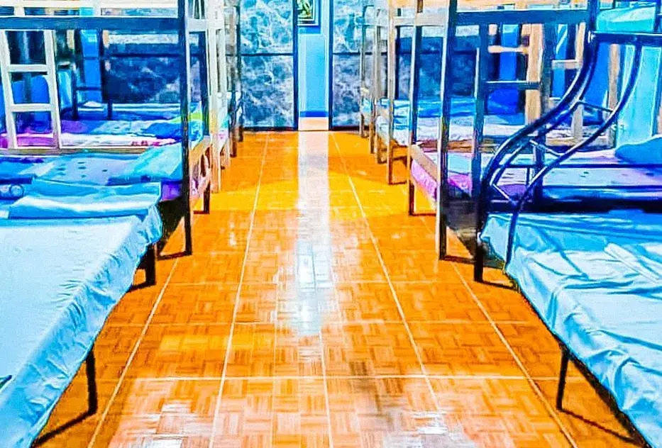 10-Bed Mixed Dormitory Room in RedDoorz @ Chelsea Bluewave Resort Masbate 10-Bed Mixed Dormitory Room in RedDoorz @ Chelsea Bluewave Resort Masbate