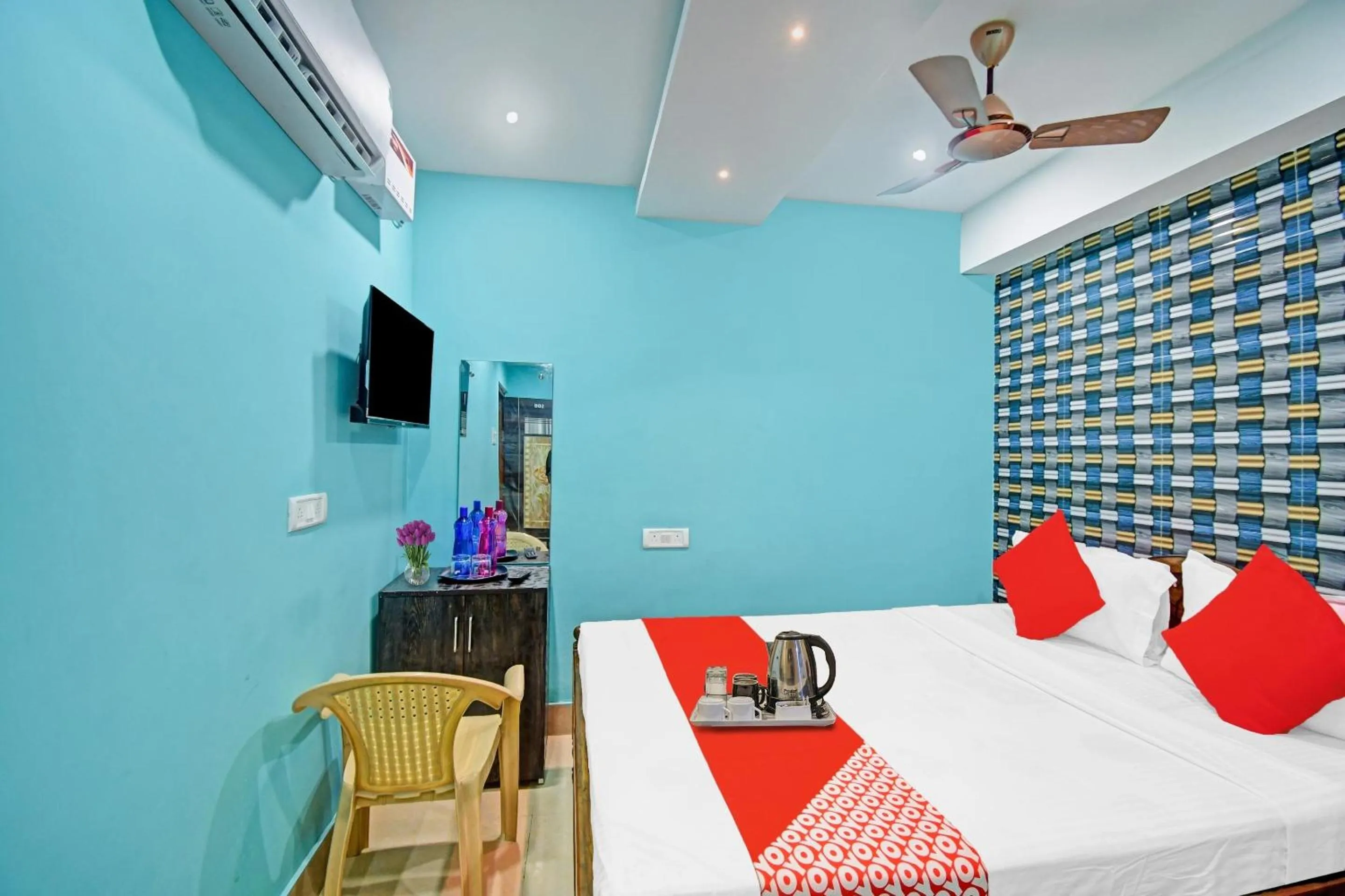 Bedroom, Bed in Hotel O Lewis Paradise