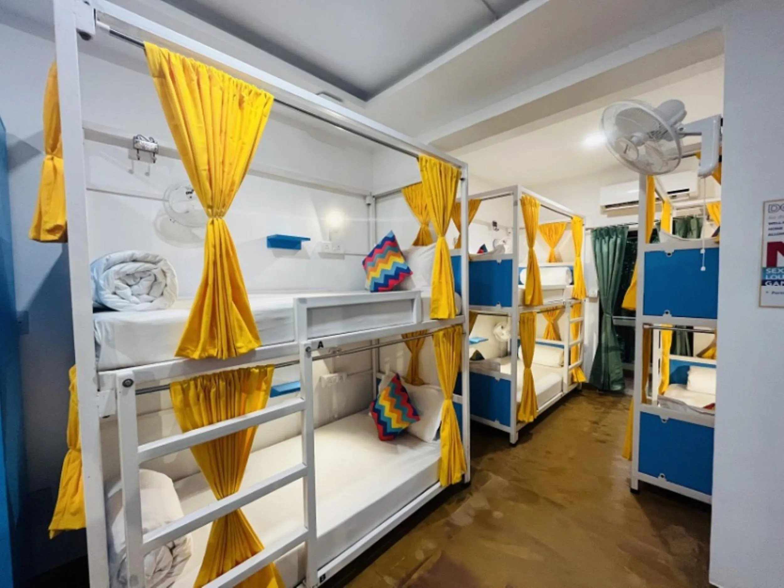 Bedroom, Bed in goSTOPS PLUS Goa, Vagator