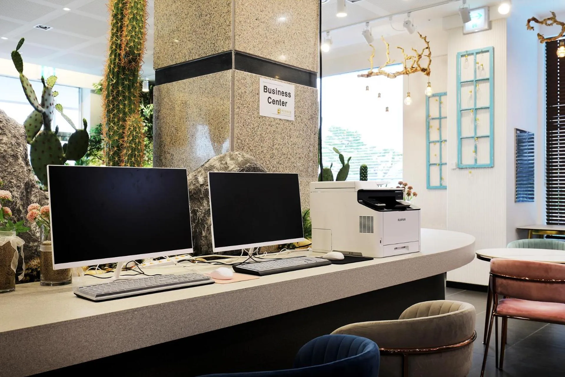 Business facilities in Buan Tourist Hotel