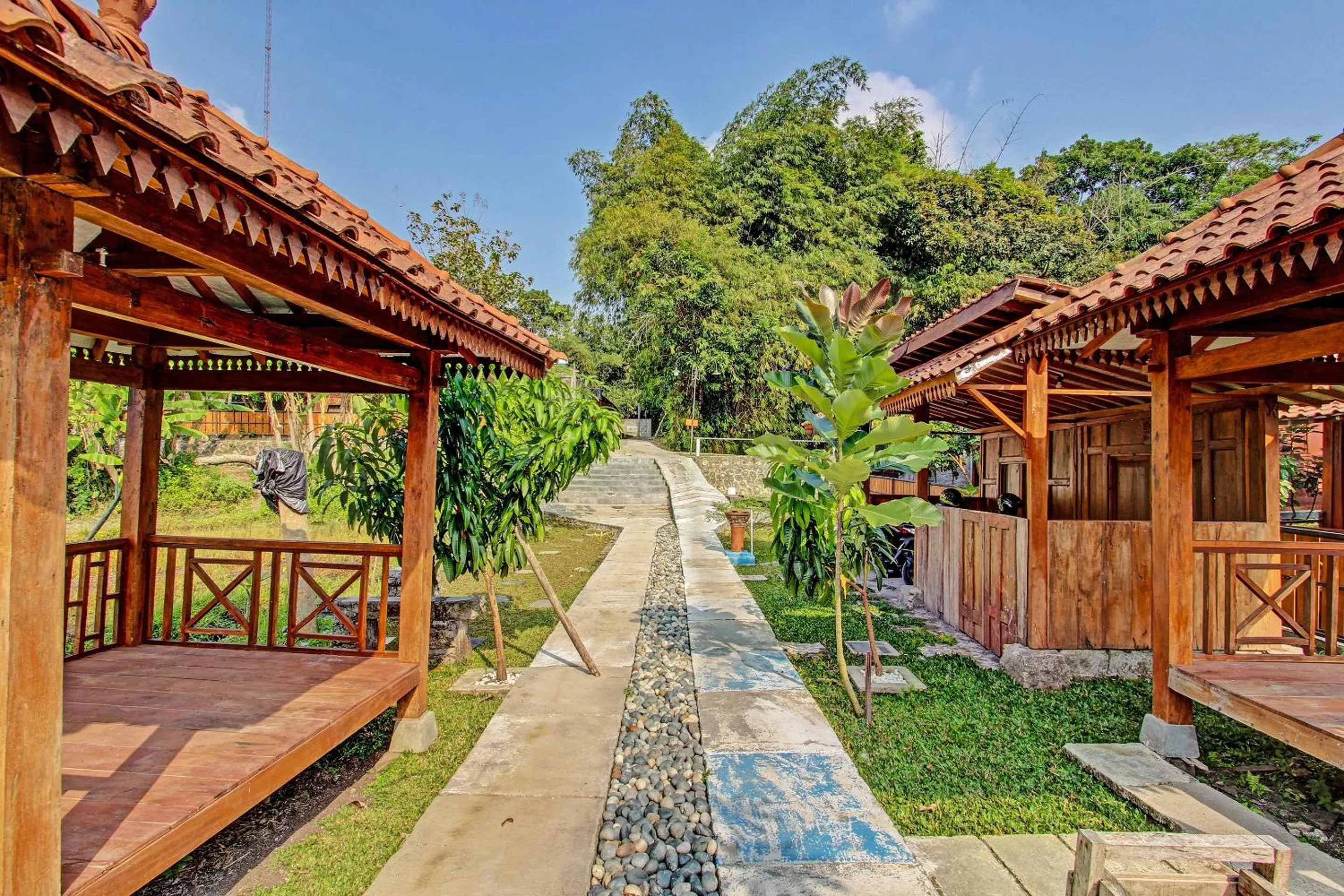 Lobby or reception in Collection O 91582 Green Kasongan Cottage