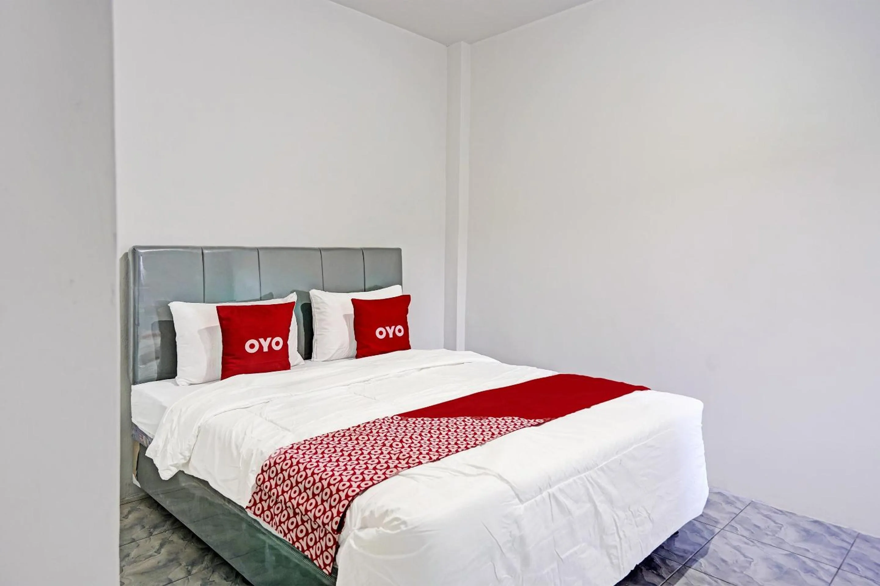 Bedroom, Bed in OYO LIFE 91594 Bungah Residence Syariah