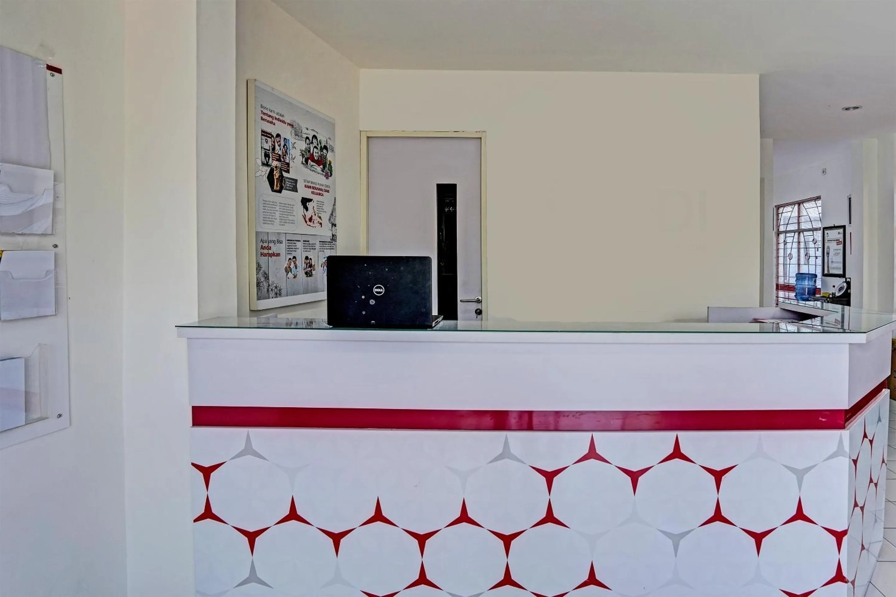 Lobby or reception in OYO LIFE 91594 Bungah Residence Syariah