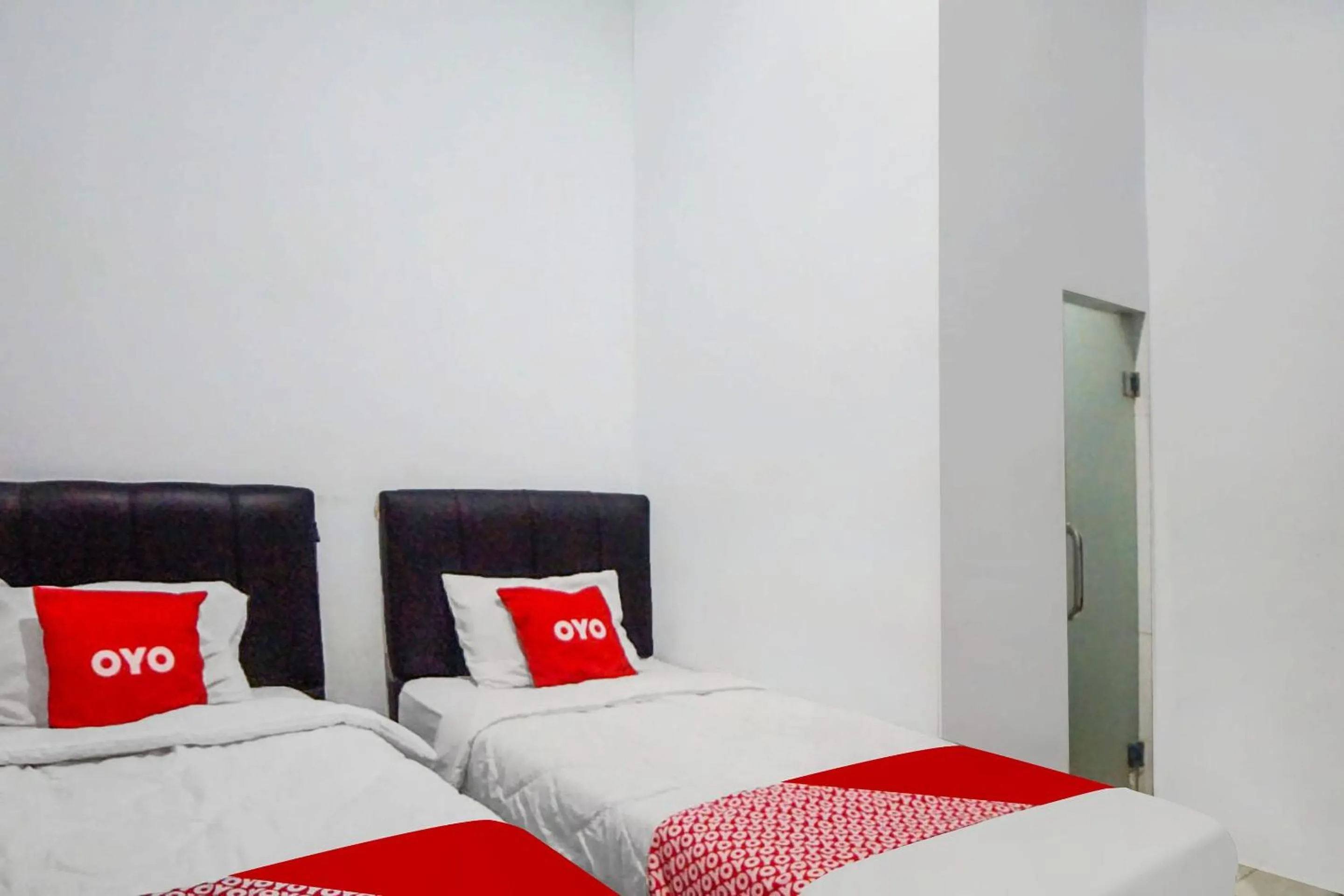 Bedroom, Bed in Hotel O Wika Wiki Homestay