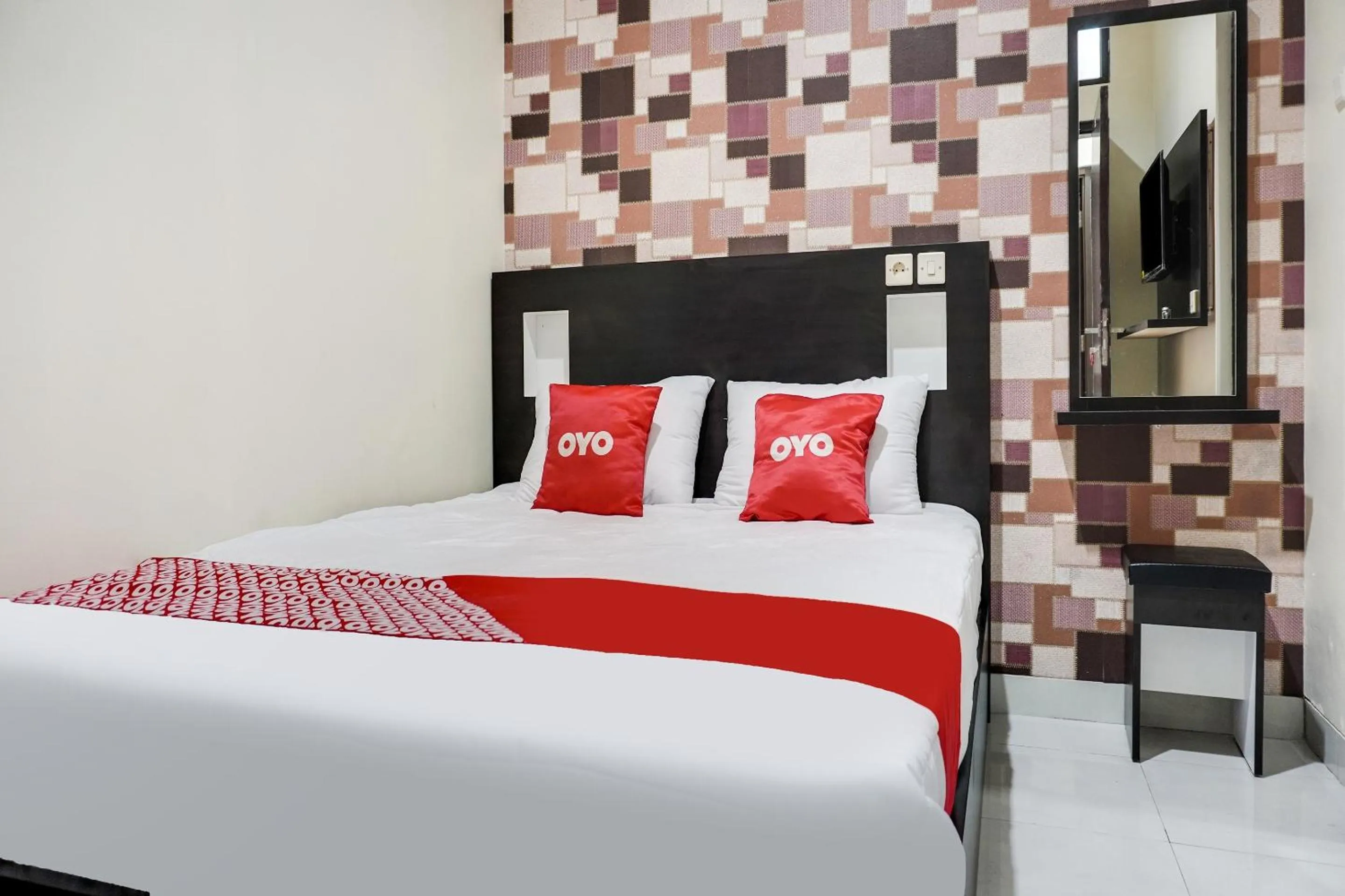 Bedroom, Bed in OYO 91646 fio colombus residence