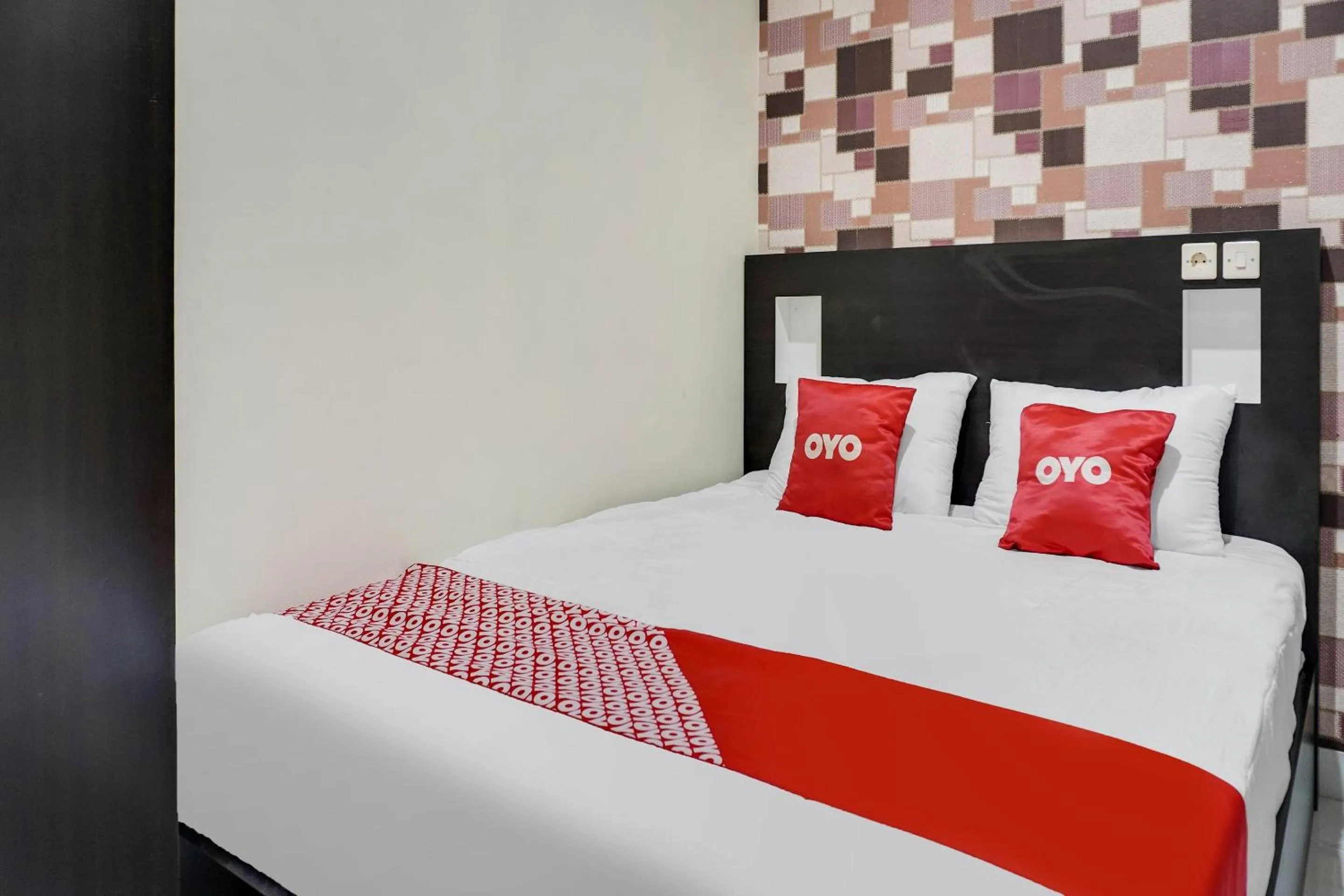 Bedroom, Bed in OYO 91646 fio colombus residence