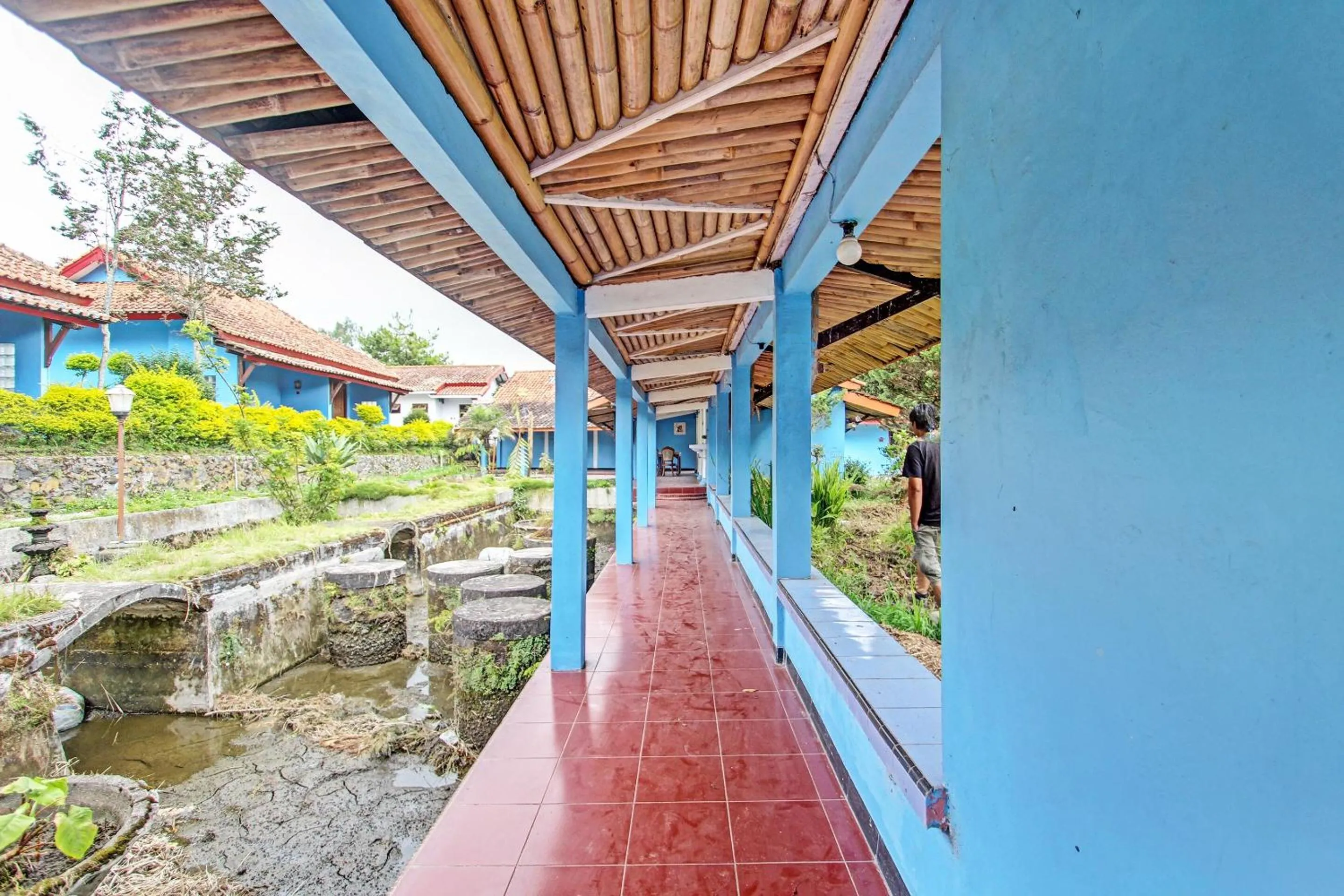 Lobby or reception in Capital O 91644 Loka Hause