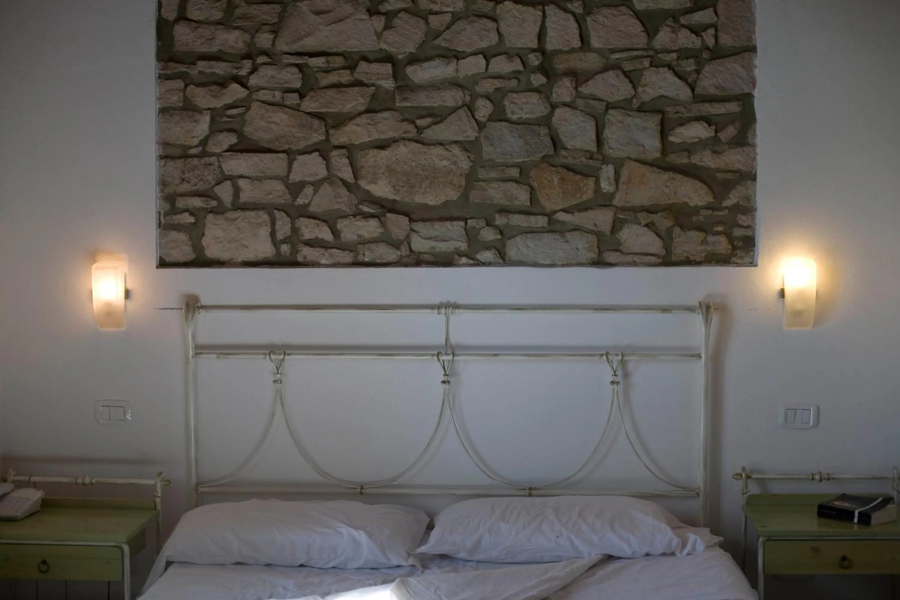 Decorative detail, Bed in Tenuta La Lupa