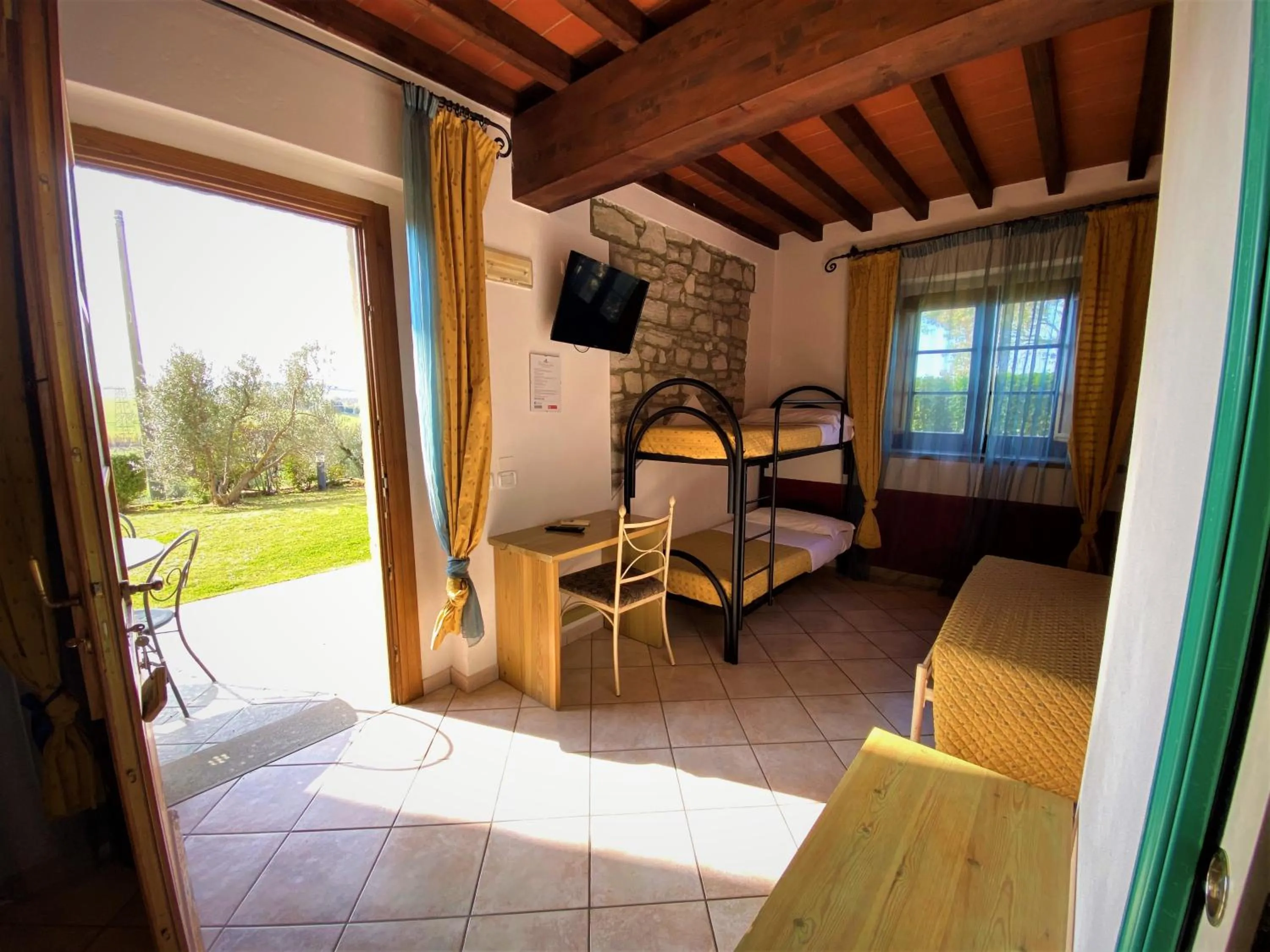 Garden view, Bed in Tenuta La Lupa