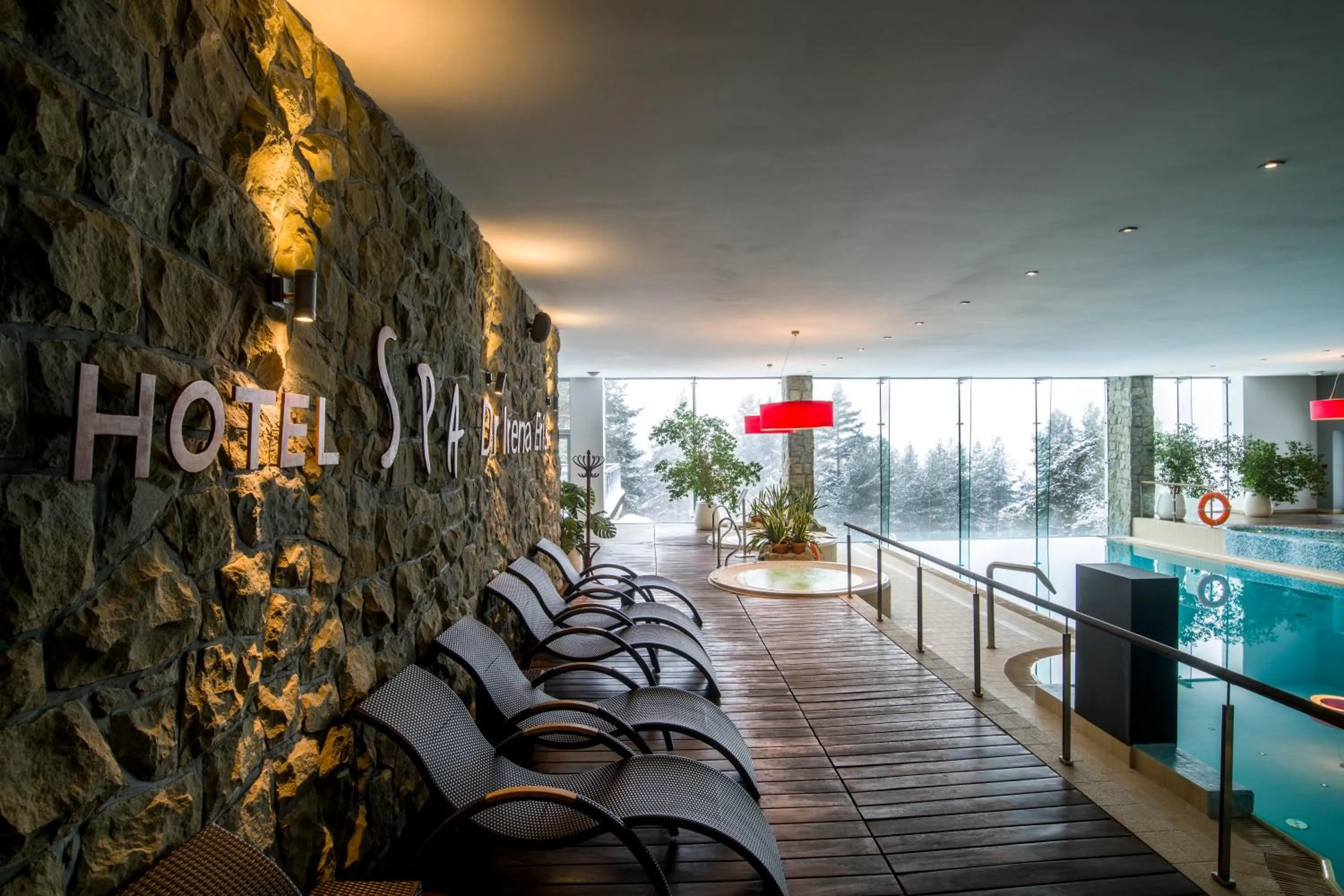 Swimming pool in Hotel SPA Dr Irena Eris Krynica Zdrój