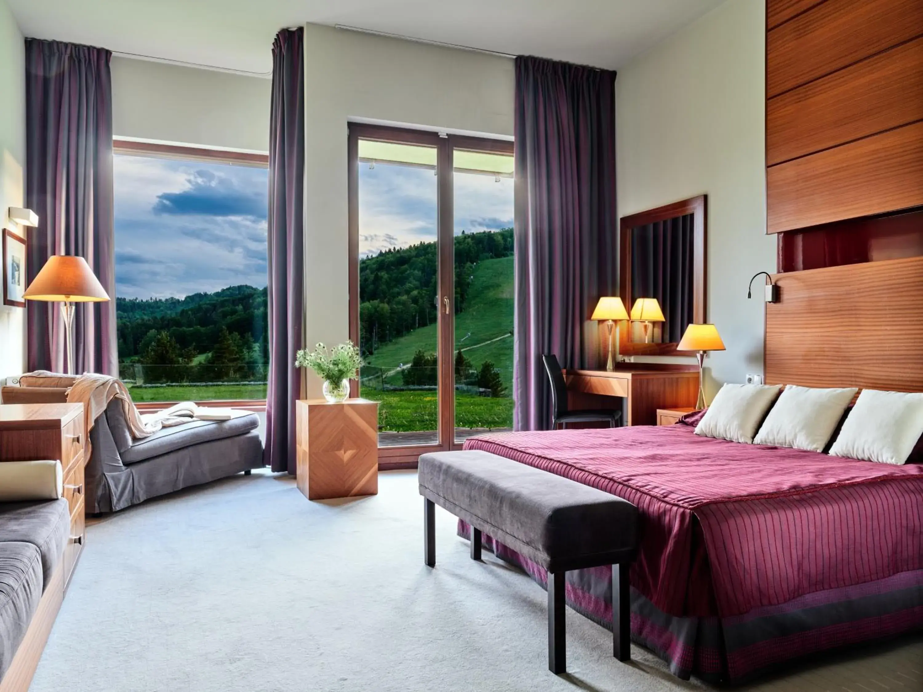 Executive Twin Room in Hotel SPA Dr Irena Eris Krynica Zdrój Executive Twin Room in Hotel SPA Dr Irena Eris Krynica Zdrój