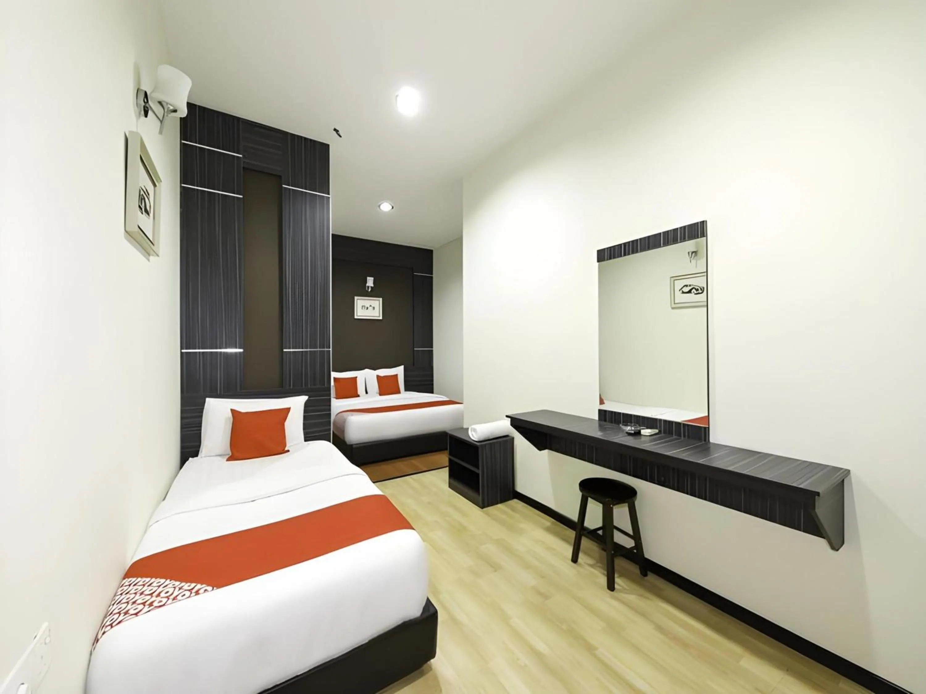 Photo of the whole room, Bed in Capital O 812 Hotel SMC Seksyen 13