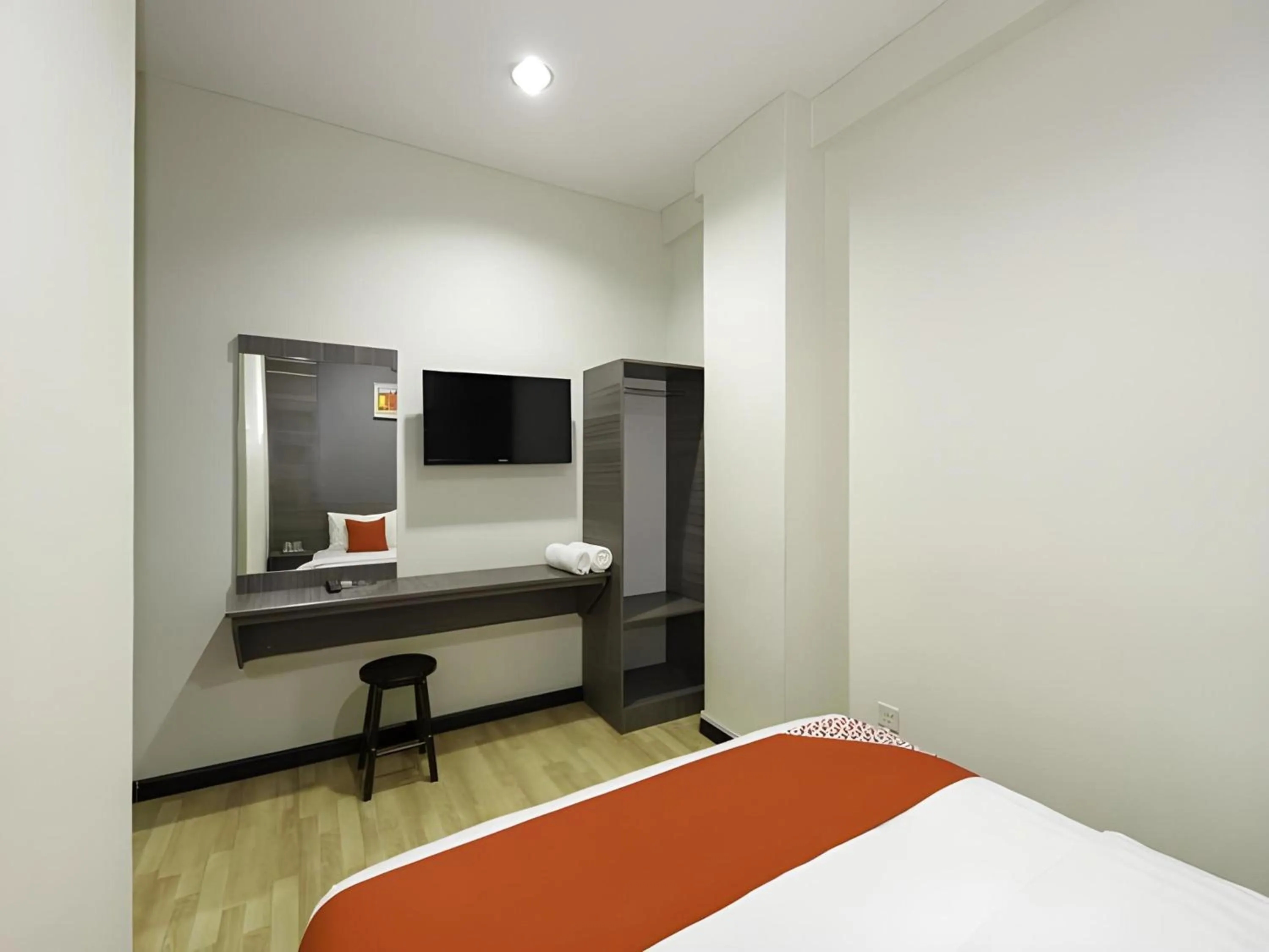 TV and multimedia, Bed in Capital O 812 Hotel SMC Seksyen 13