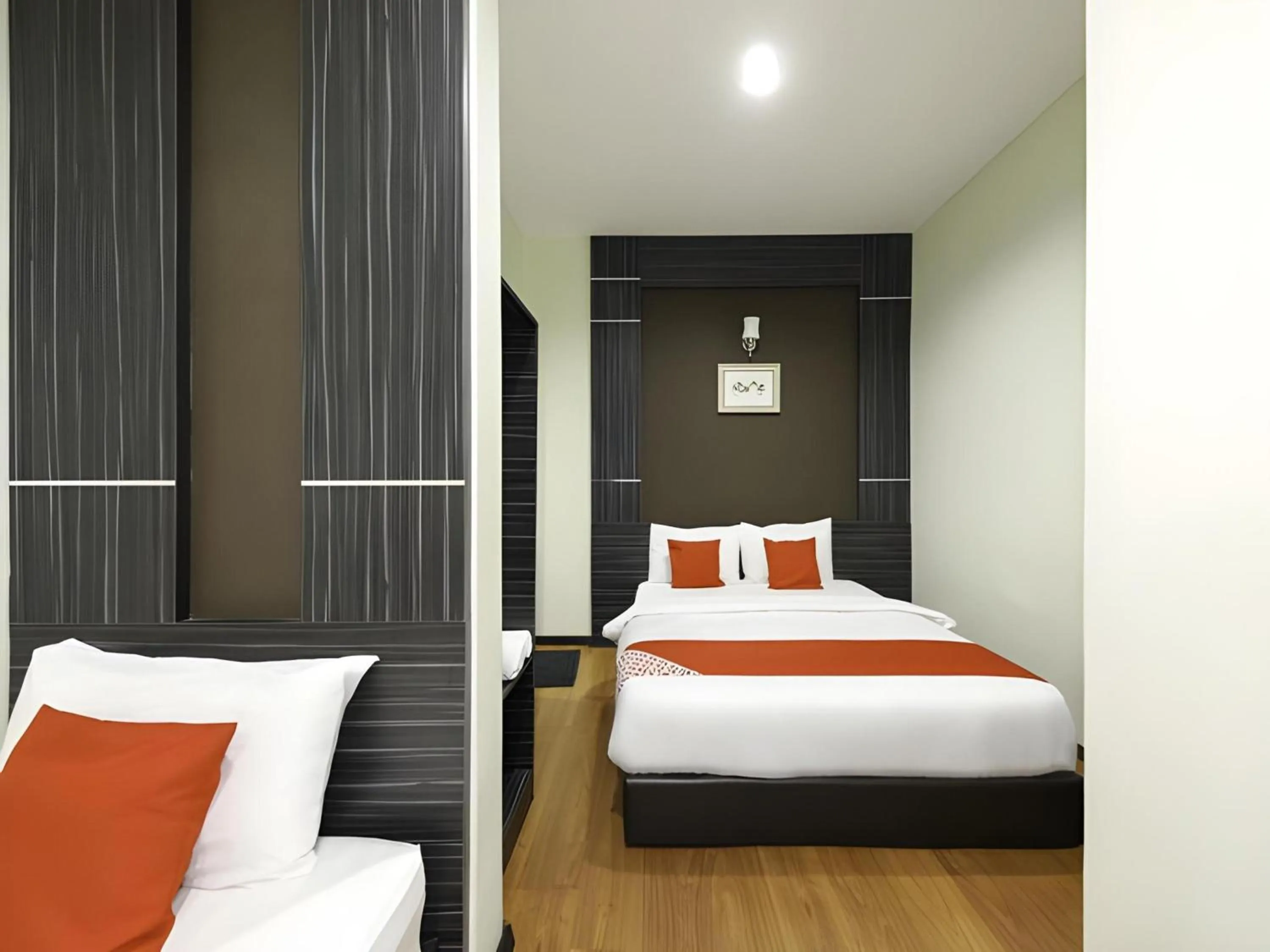 Photo of the whole room, Bed in Capital O 812 Hotel SMC Seksyen 13