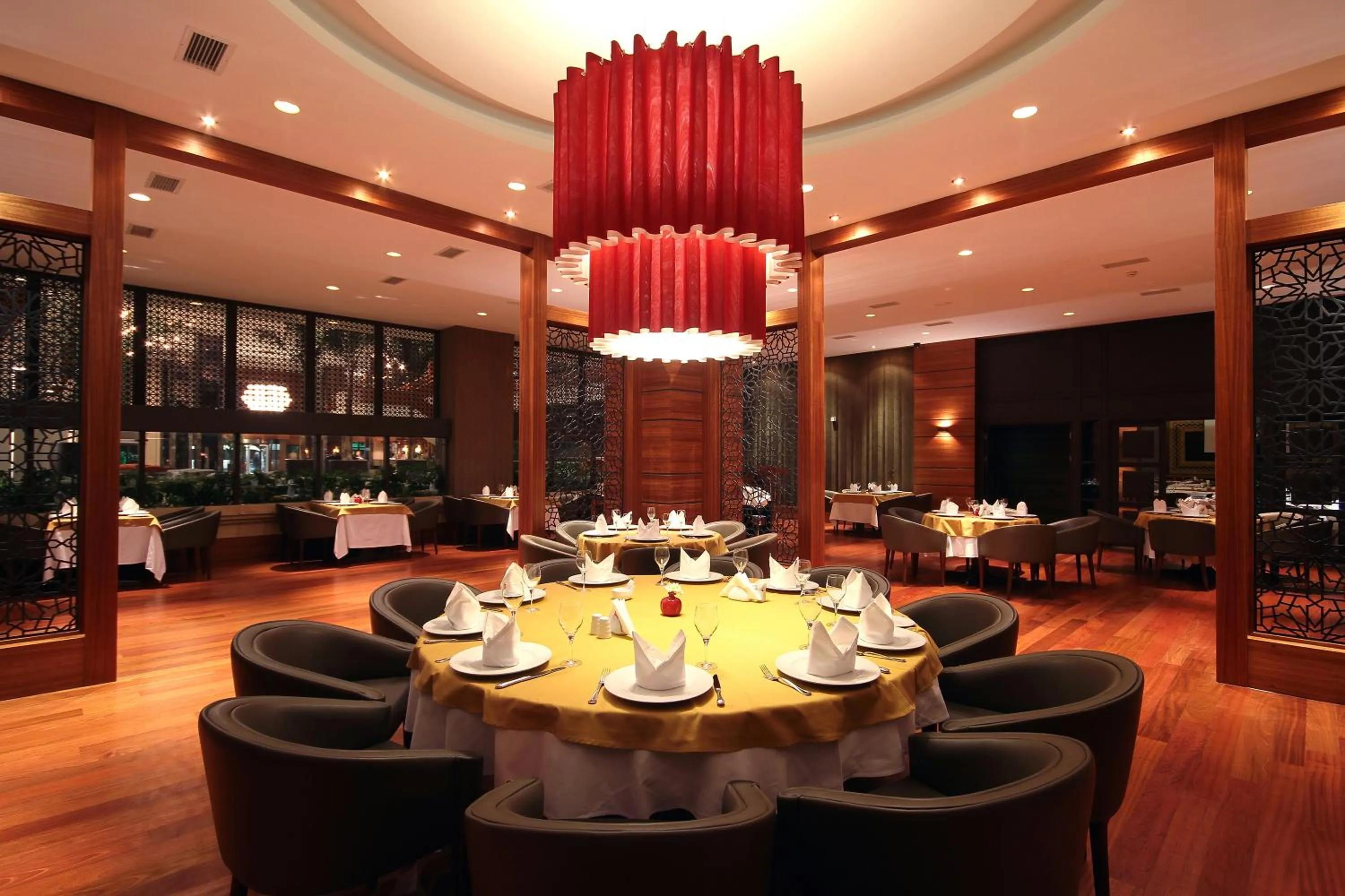 Restaurant/places to eat in Tugcan Hotel