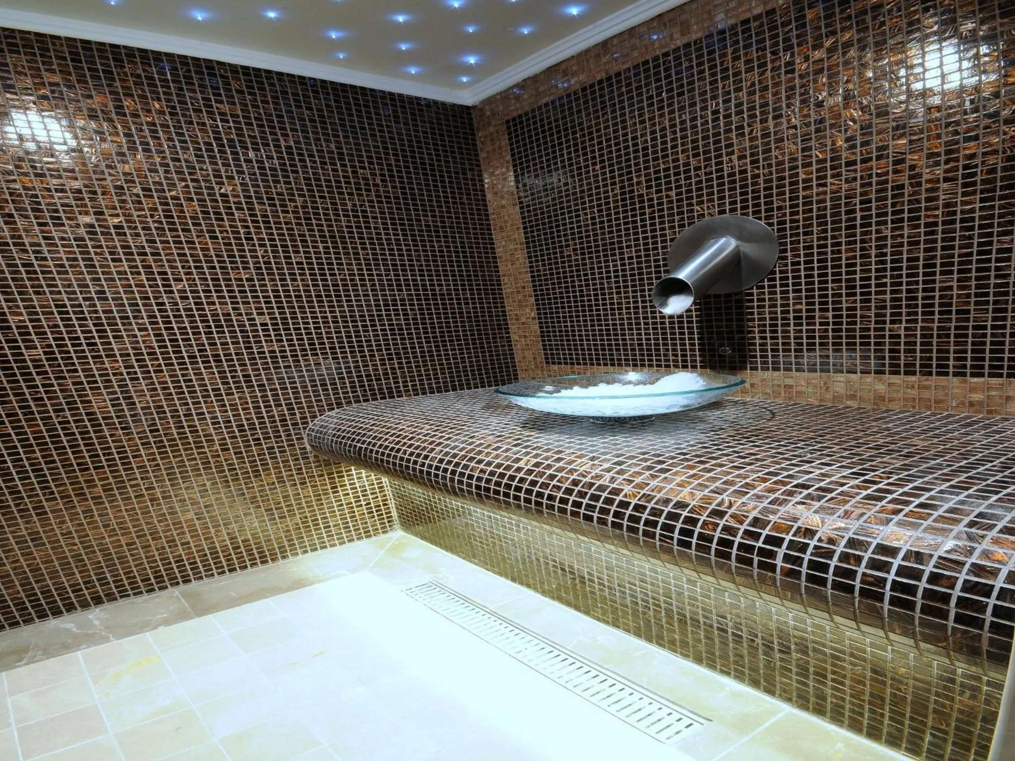 Spa and wellness centre/facilities in Tugcan Hotel