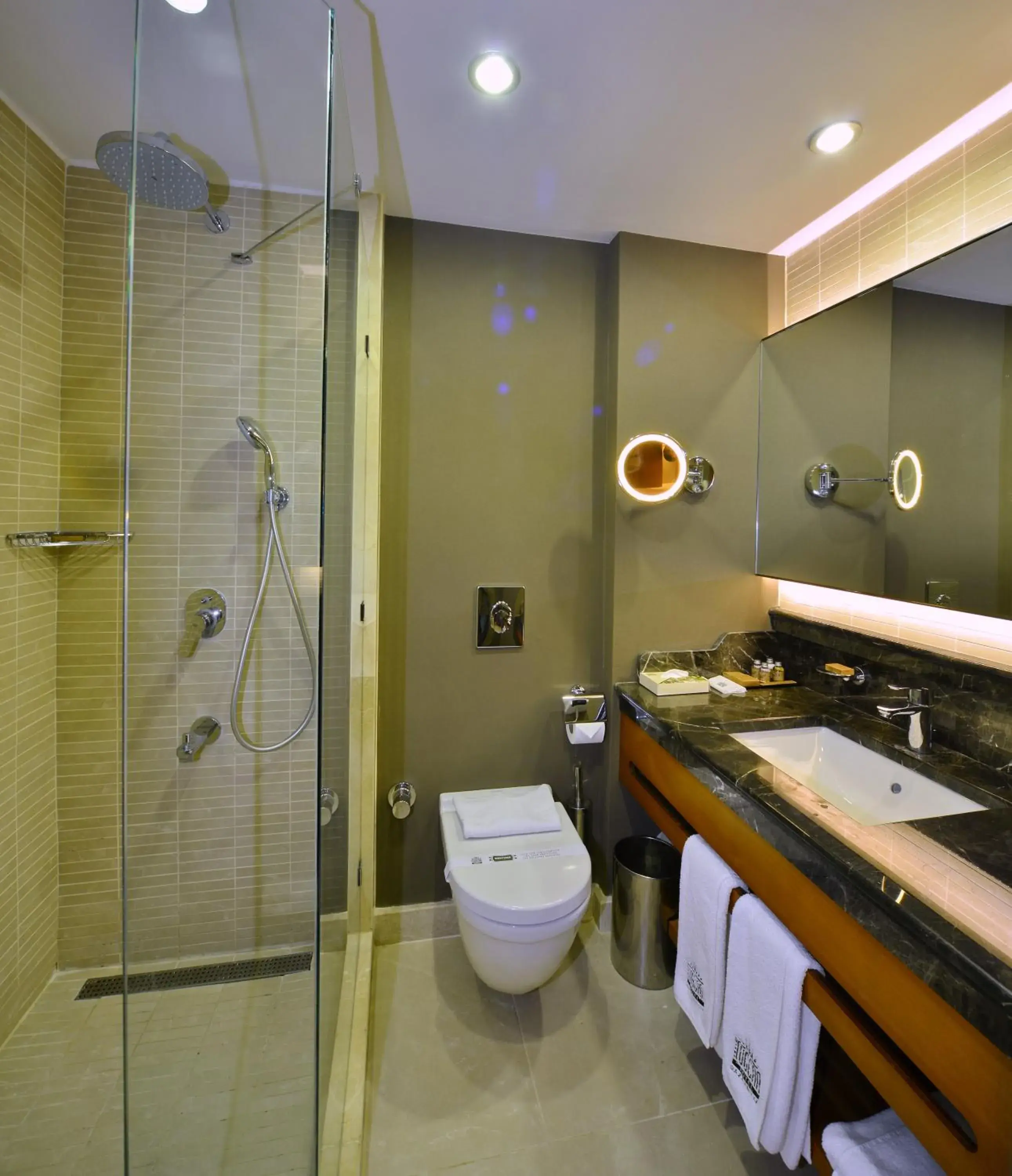 Single Room in Tugcan Hotel Single Room in Tugcan Hotel