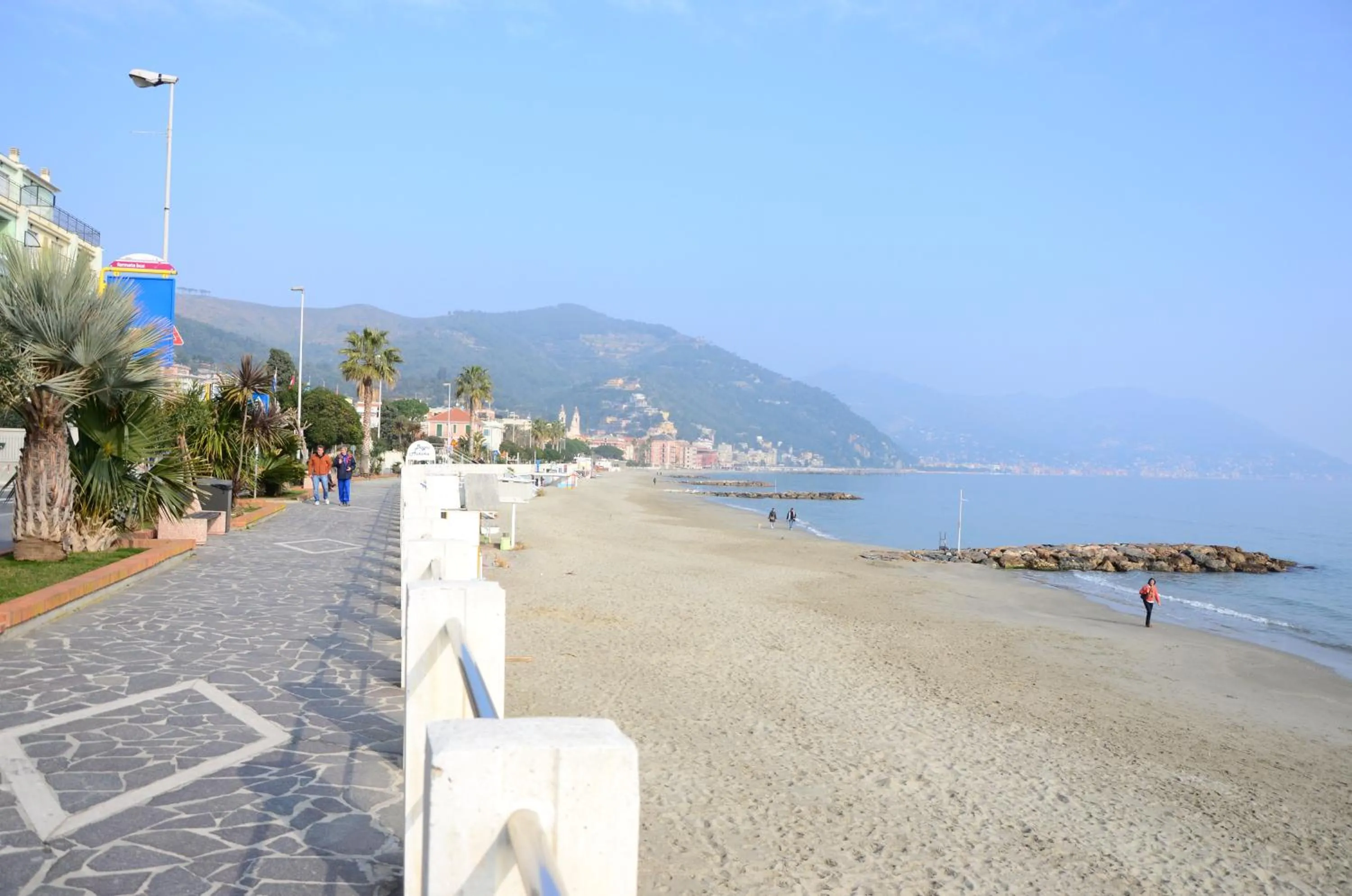 Hotel Mignon 50 MT DALLA SPIAGGIA E DALL'ISOLA PEDONALE