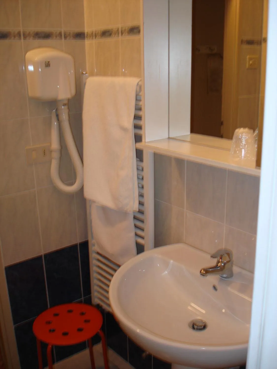 Hotel Mignon 50 MT DALLA SPIAGGIA E DALL'ISOLA PEDONALE