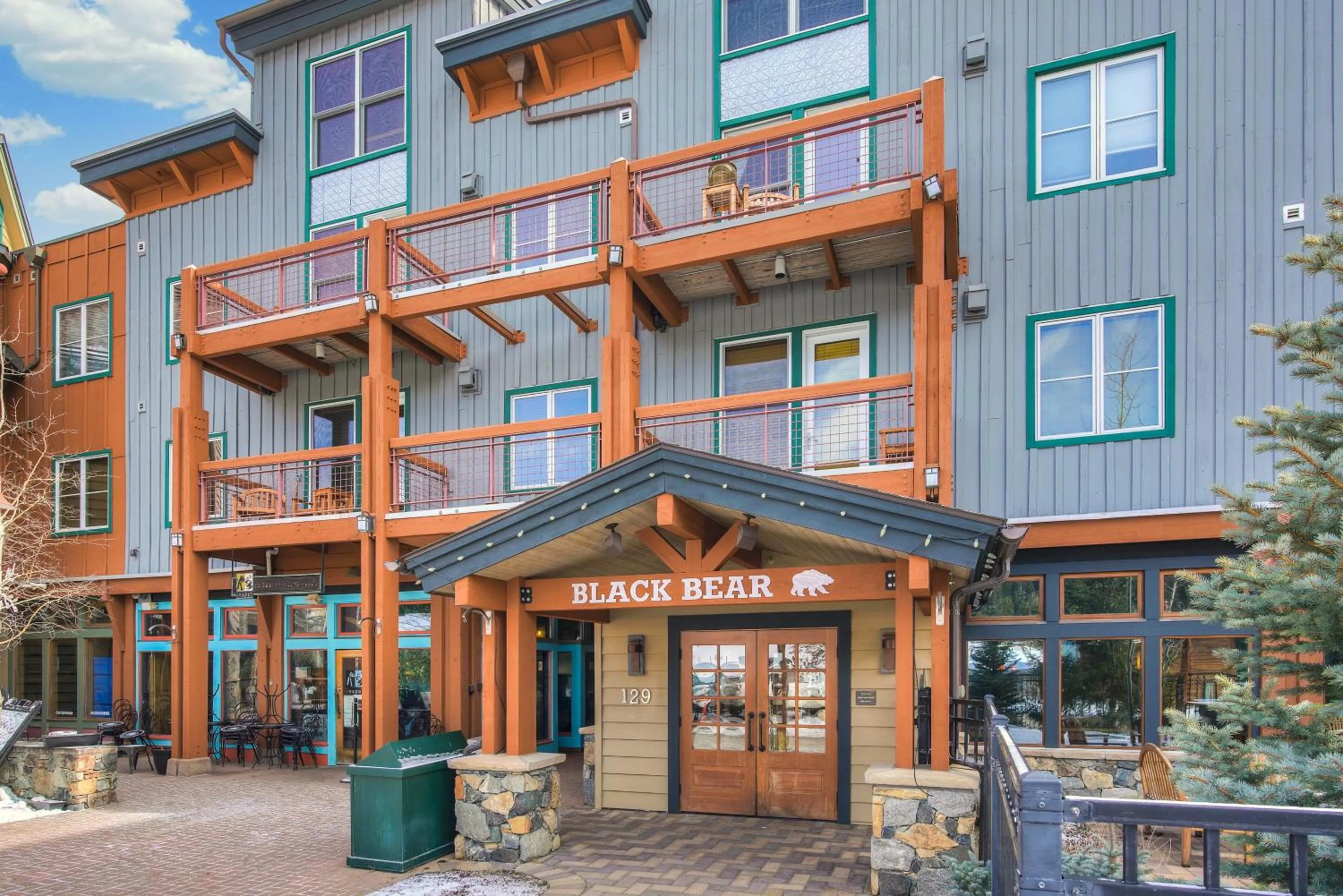 Jackpine & Black Bear Condos by Vail Resorts